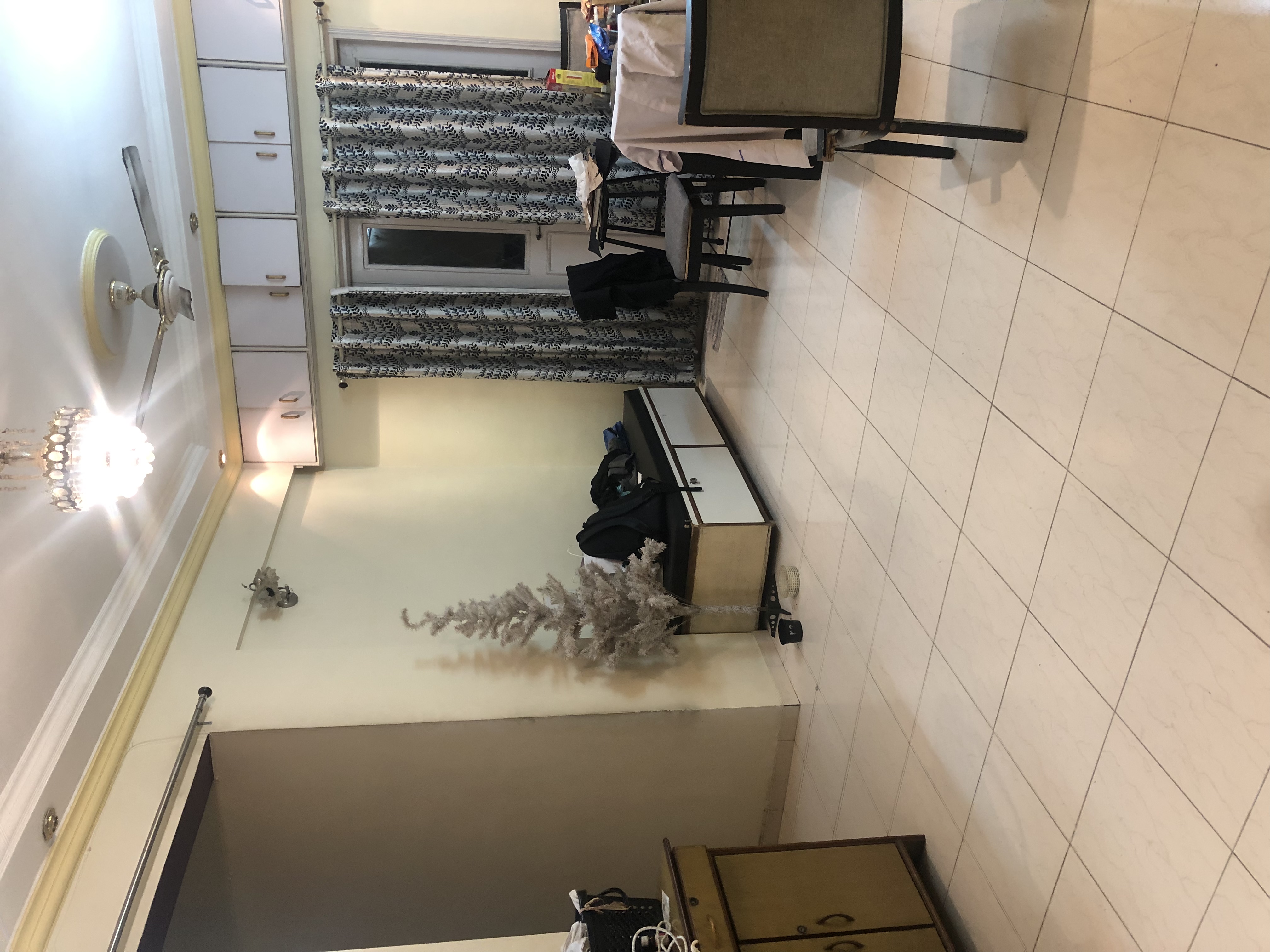 https://findmyroom-property-images-india.s3.ap-south-1.amazonaws.com/oggln-1663844056111-34008.jpeg