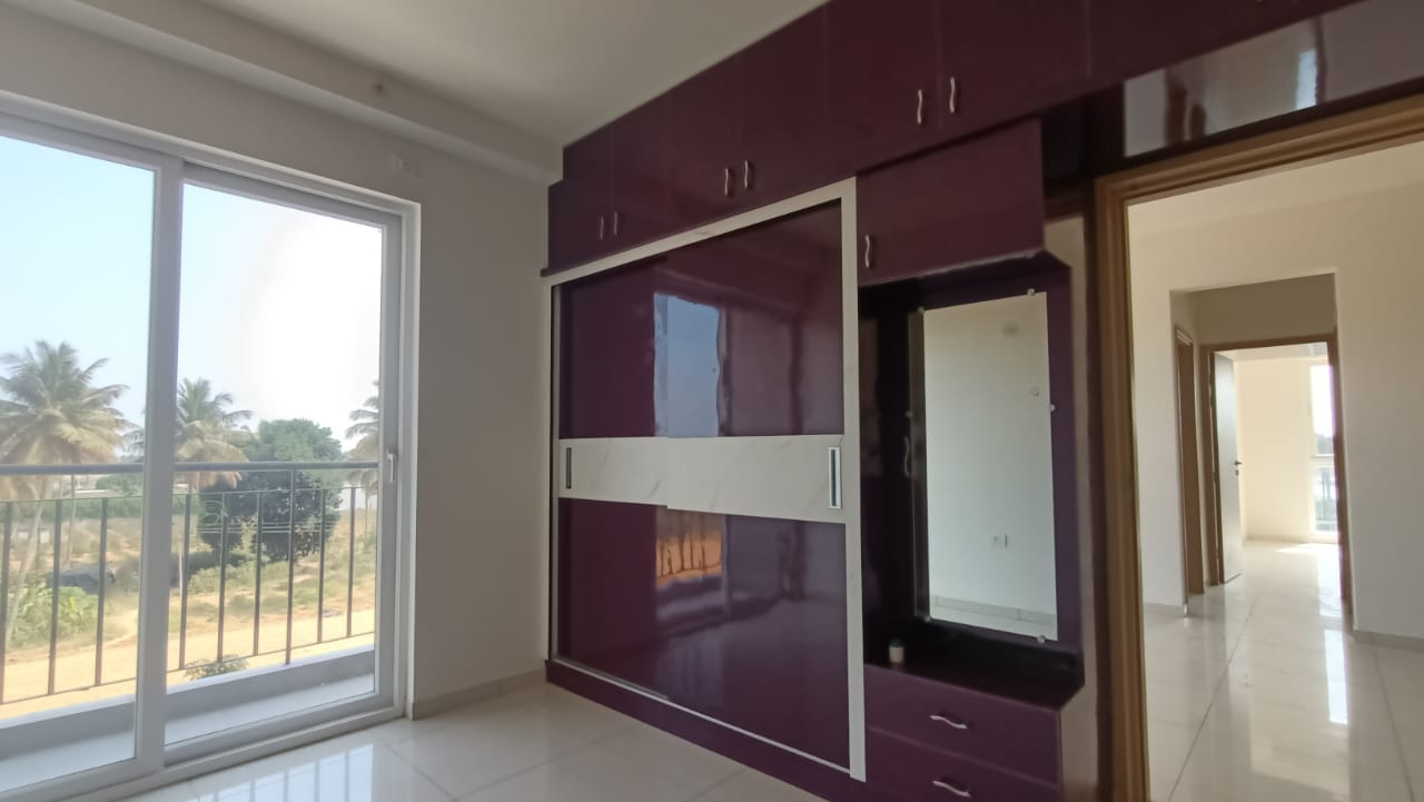 https://findmyroom-property-images-india.s3.ap-south-1.amazonaws.com/ogjot-1713015296004-36650.jpg