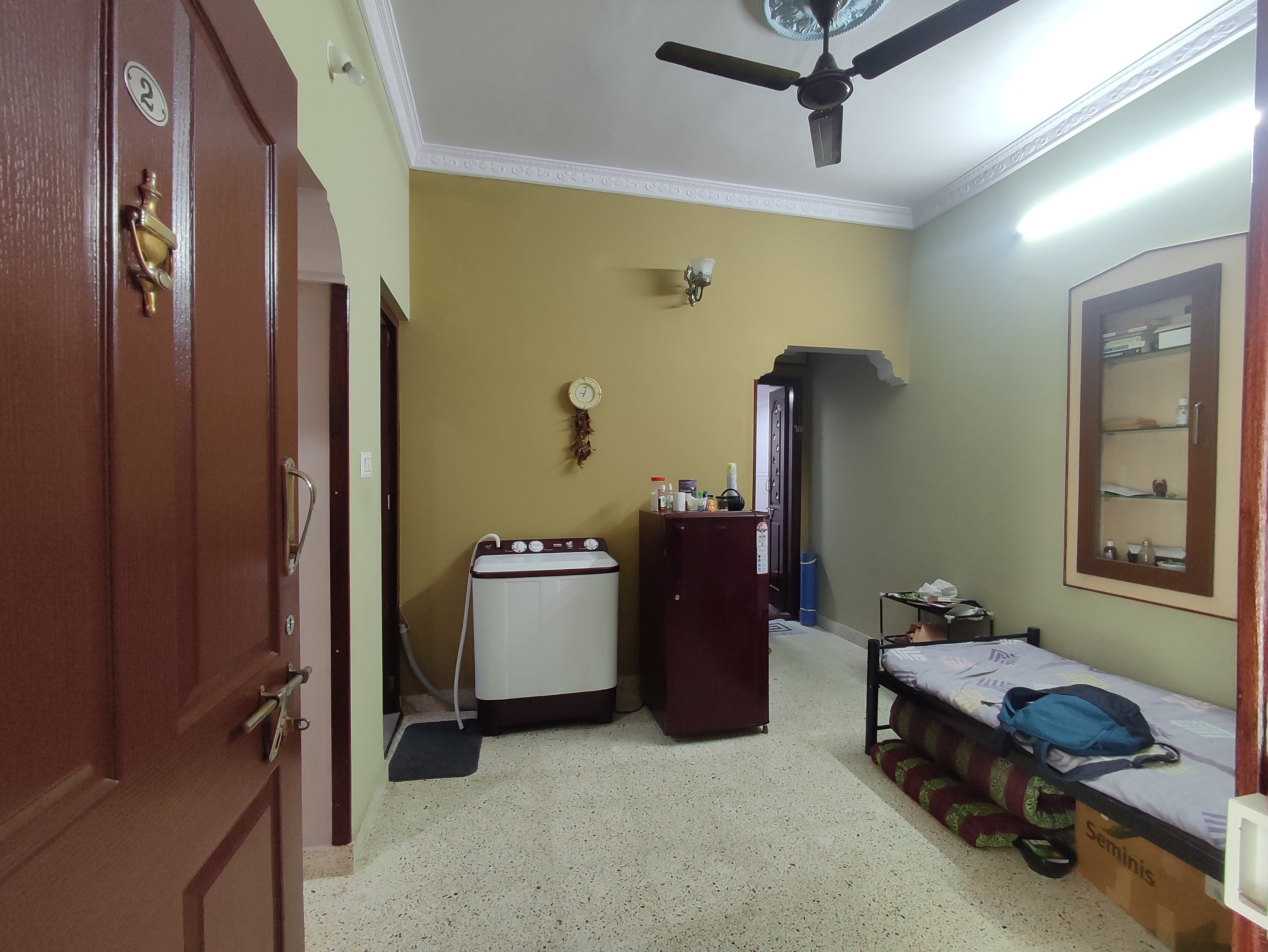 https://findmyroom-property-images-india.s3.ap-south-1.amazonaws.com/oibrl-1660624299533-81182.jpg