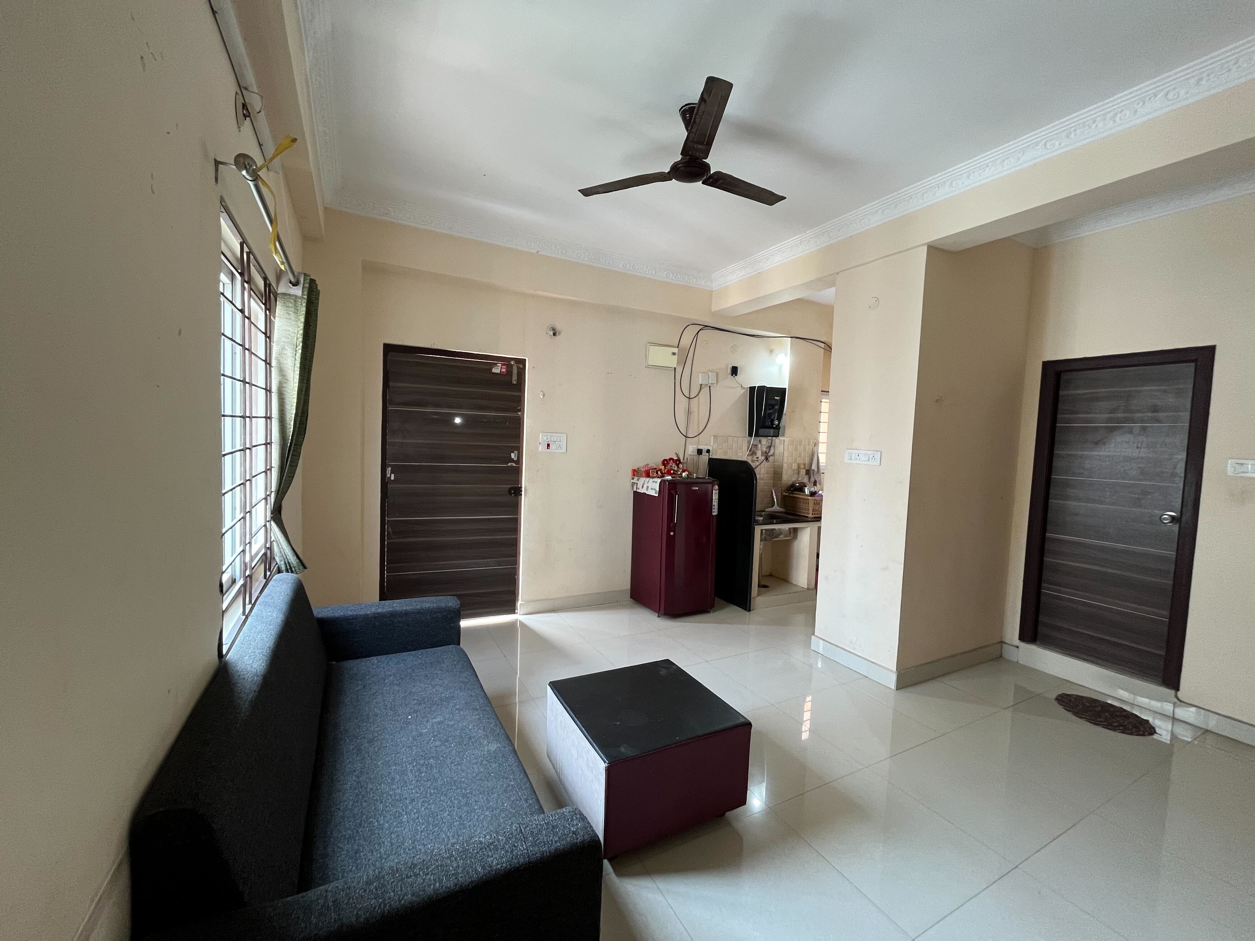 https://findmyroom-property-images-india.s3.ap-south-1.amazonaws.com/okoir-1728575166215-36202.jpg