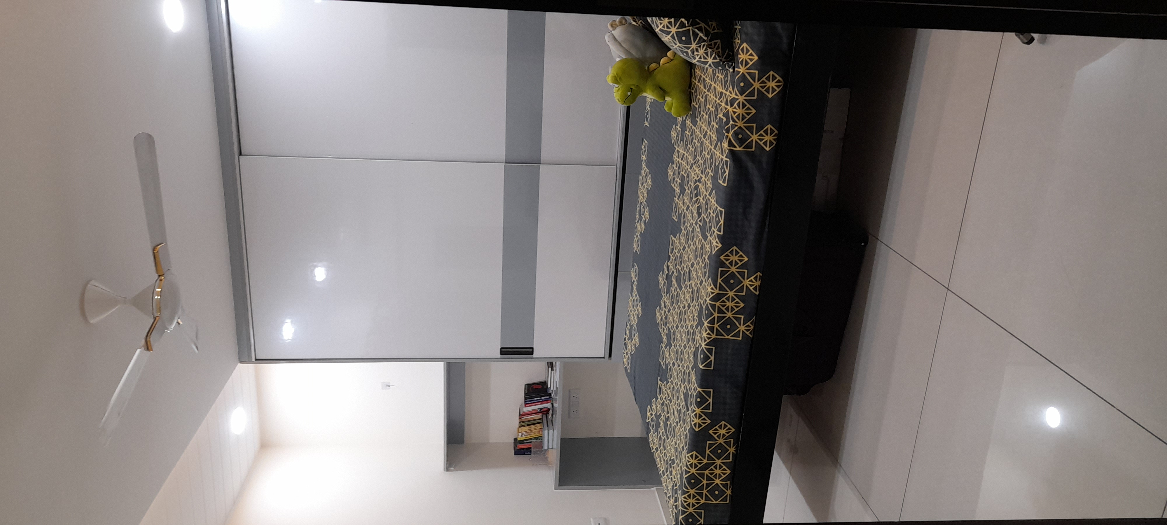 https://findmyroom-property-images-india.s3.ap-south-1.amazonaws.com/ollif-1735189705576-83567.jpg