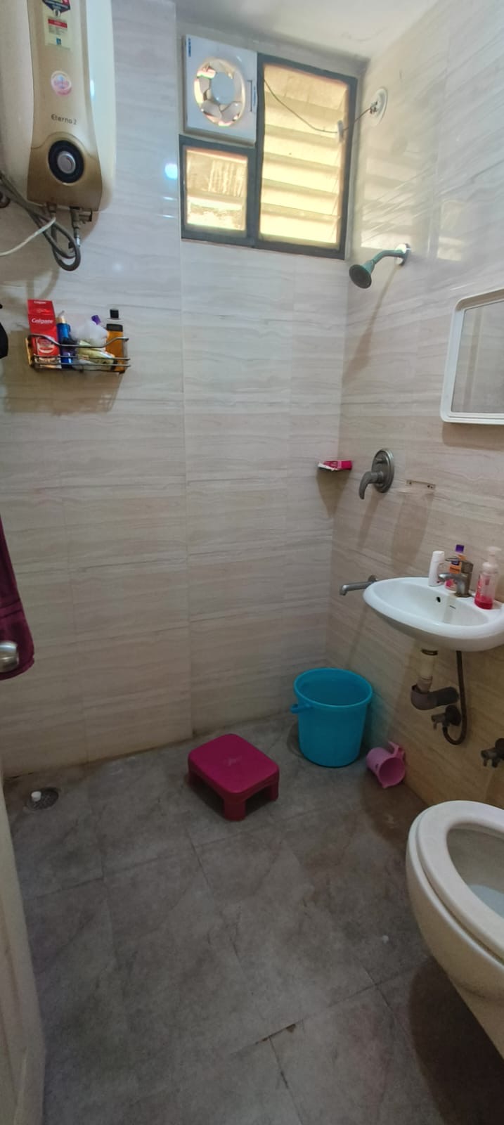 https://findmyroom-property-images-india.s3.ap-south-1.amazonaws.com/omeho-1723792875243-77033.jpeg