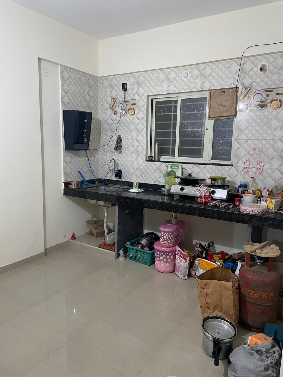 https://findmyroom-property-images-india.s3.ap-south-1.amazonaws.com/omhwc-1679765222414-26234.jpeg