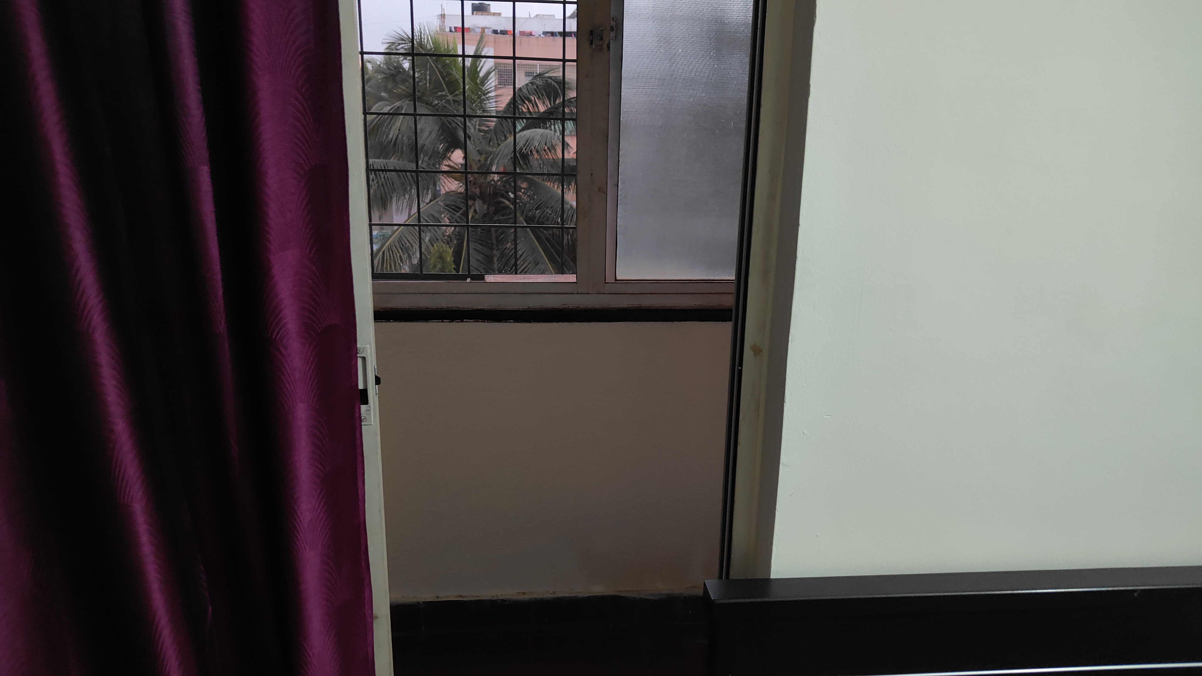 https://findmyroom-property-images-india.s3.ap-south-1.amazonaws.com/onsit-1735223182876-41323.jpg