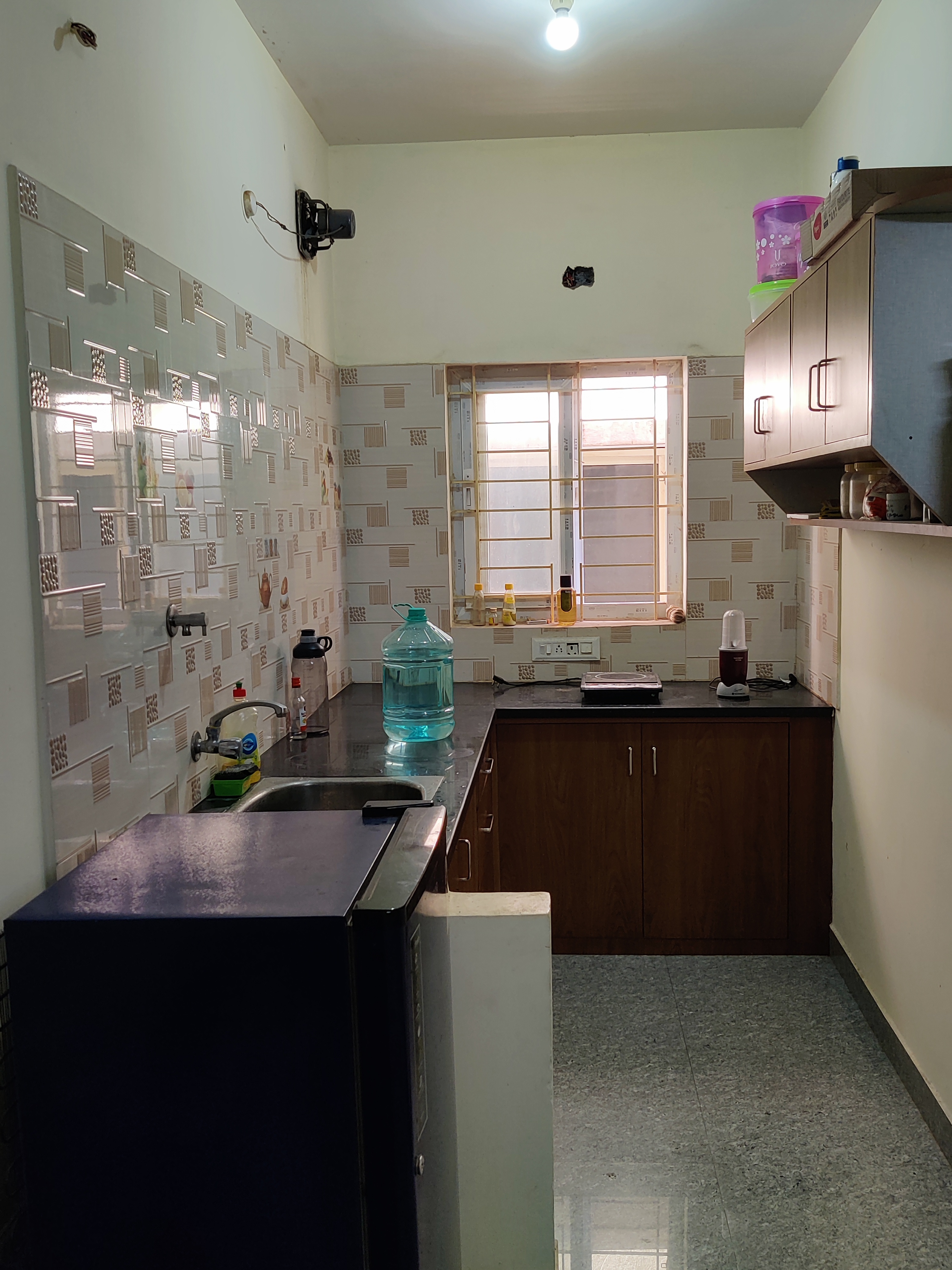 https://findmyroom-property-images-india.s3.ap-south-1.amazonaws.com/ooptp-1749288568630-00220.jpg