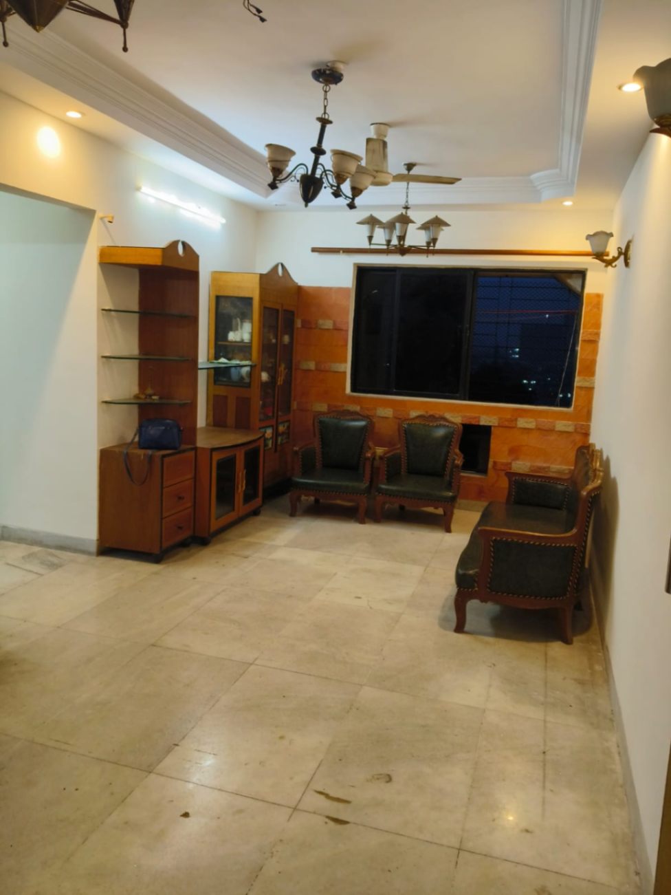 https://findmyroom-property-images-india.s3.ap-south-1.amazonaws.com/opzgn-1771527240091-77243