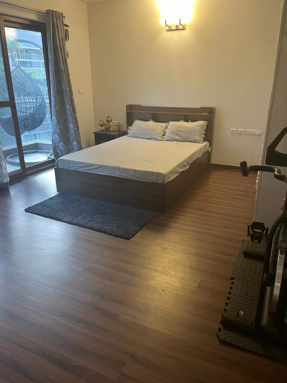 https://findmyroom-property-images-india.s3.ap-south-1.amazonaws.com/oqxjr-1707262875329-77215.jpg