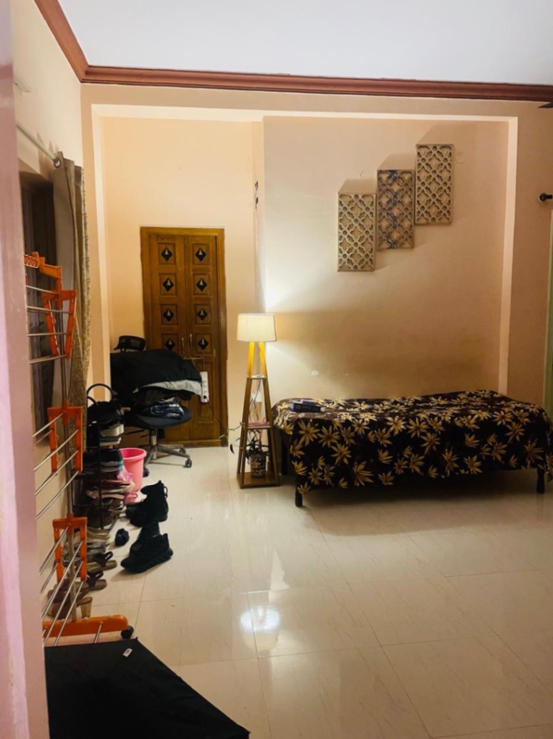 https://findmyroom-property-images-india.s3.ap-south-1.amazonaws.com/oqyeg-1760007362539-40617