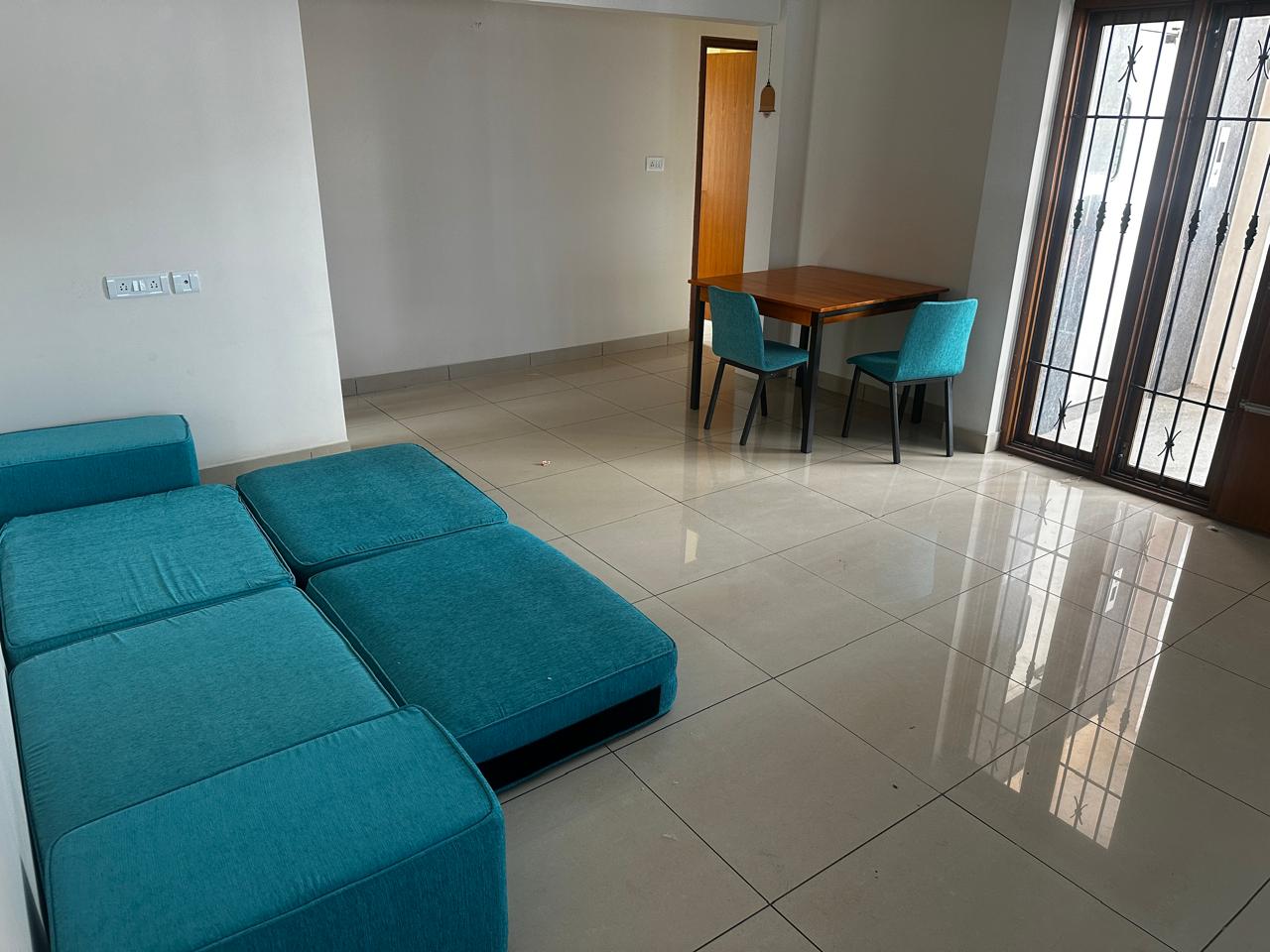 https://findmyroom-property-images-india.s3.ap-south-1.amazonaws.com/pgylz-1732898940474-86165.jpg