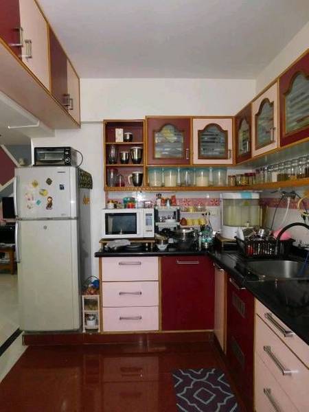 https://findmyroom-property-images-india.s3.ap-south-1.amazonaws.com/pmamb-1740132758474-82523.jpg