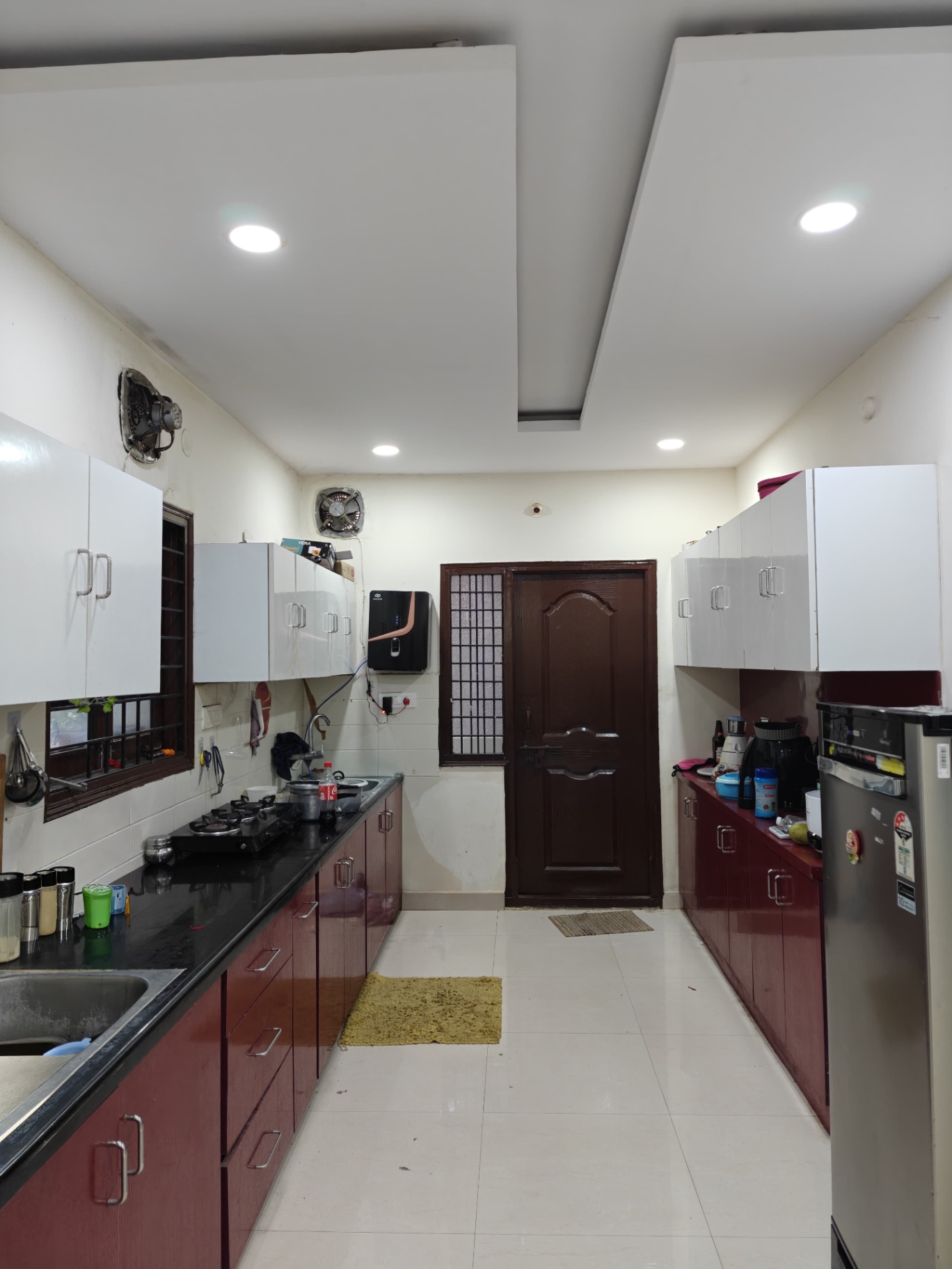 https://findmyroom-property-images-india.s3.ap-south-1.amazonaws.com/pnnpz-1768542783282-58484