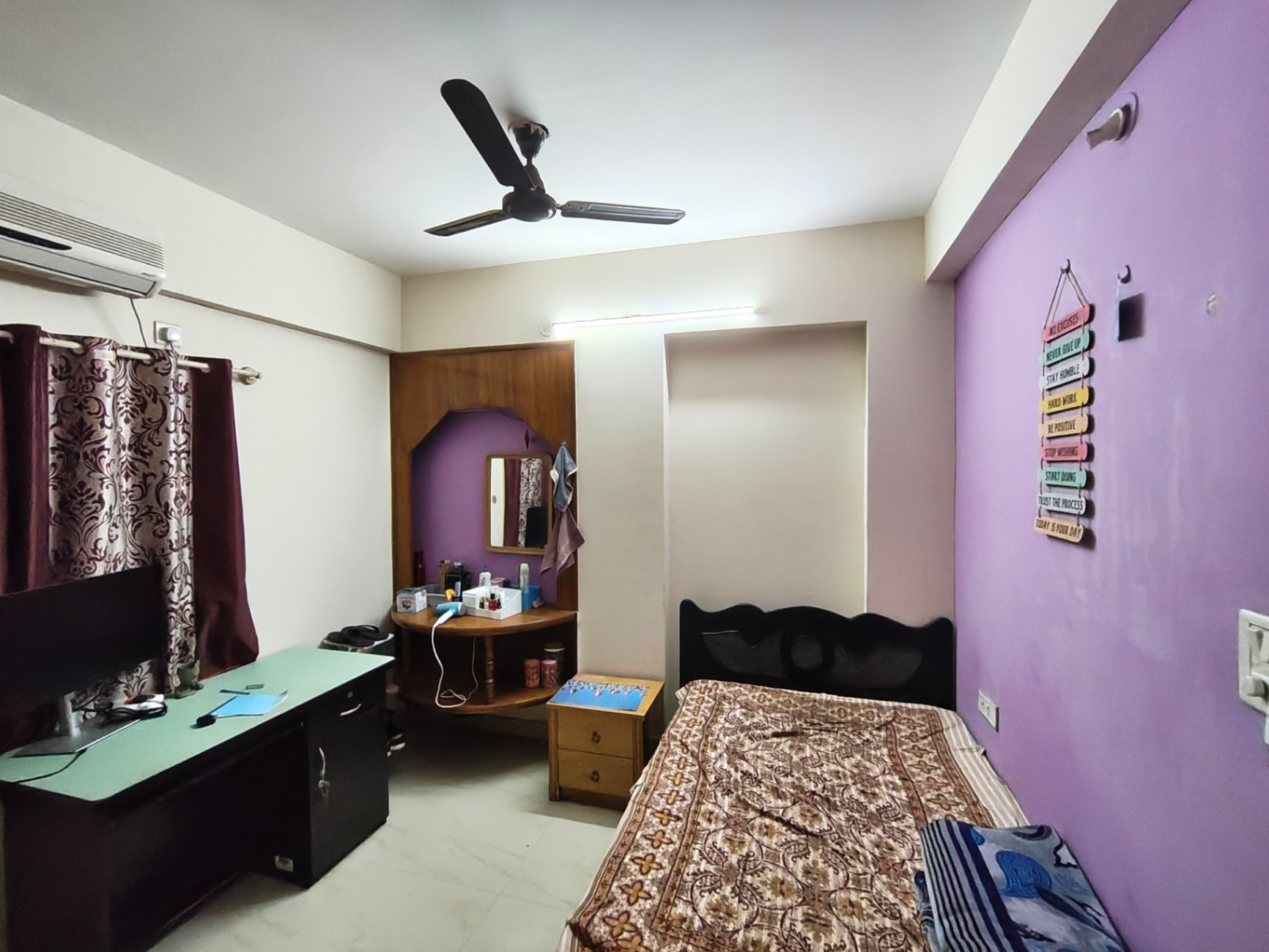 https://findmyroom-property-images-india.s3.ap-south-1.amazonaws.com/pqnun-1767121329479-01801