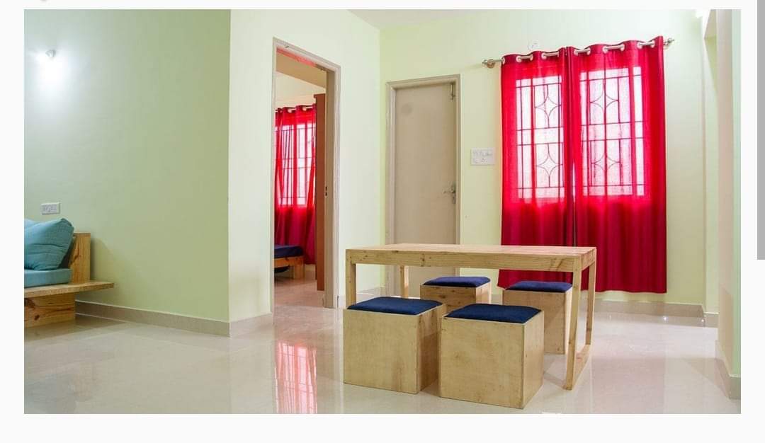 https://findmyroom-property-images-india.s3.ap-south-1.amazonaws.com/psdst-1687706586540-54156.jpg