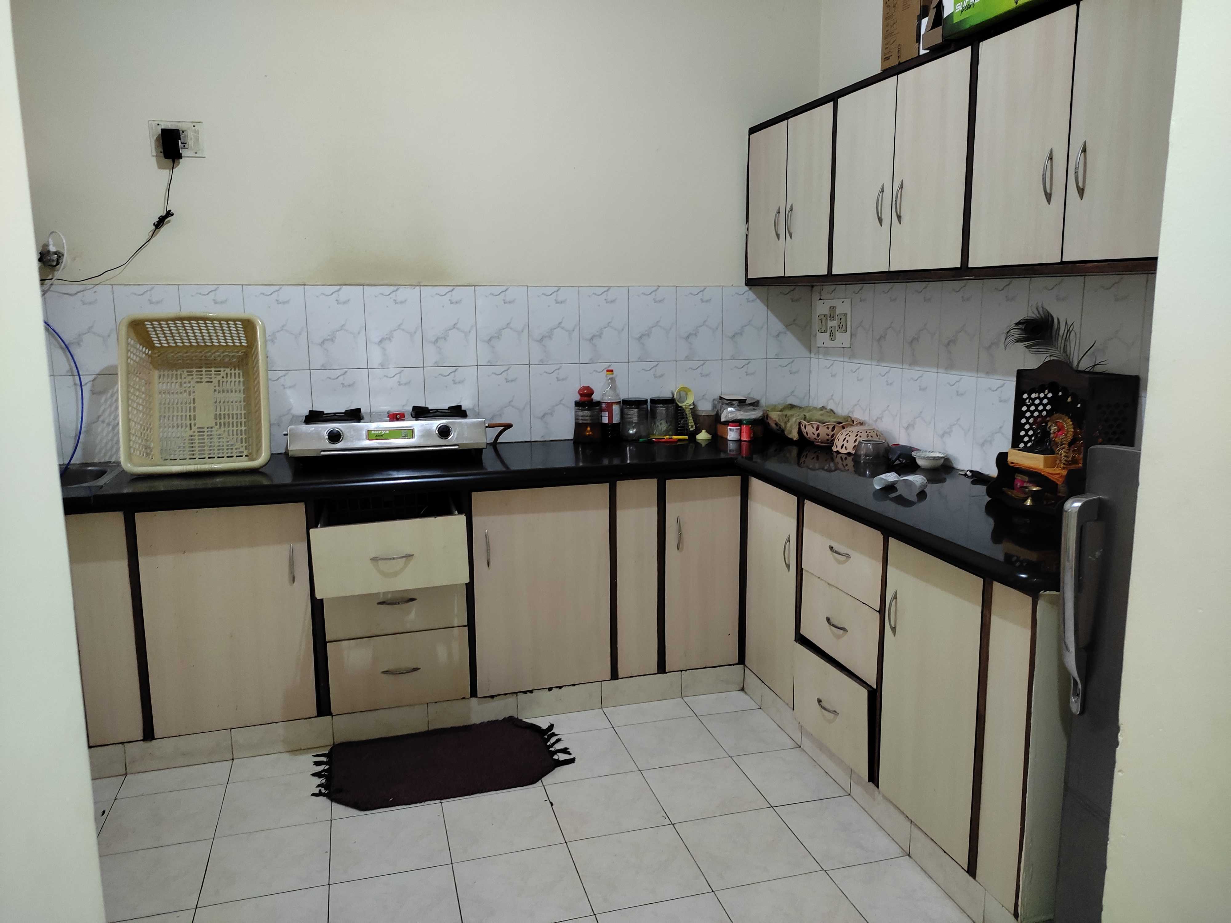 https://findmyroom-property-images-india.s3.ap-south-1.amazonaws.com/ptphc-1712757342056-87187.jpg