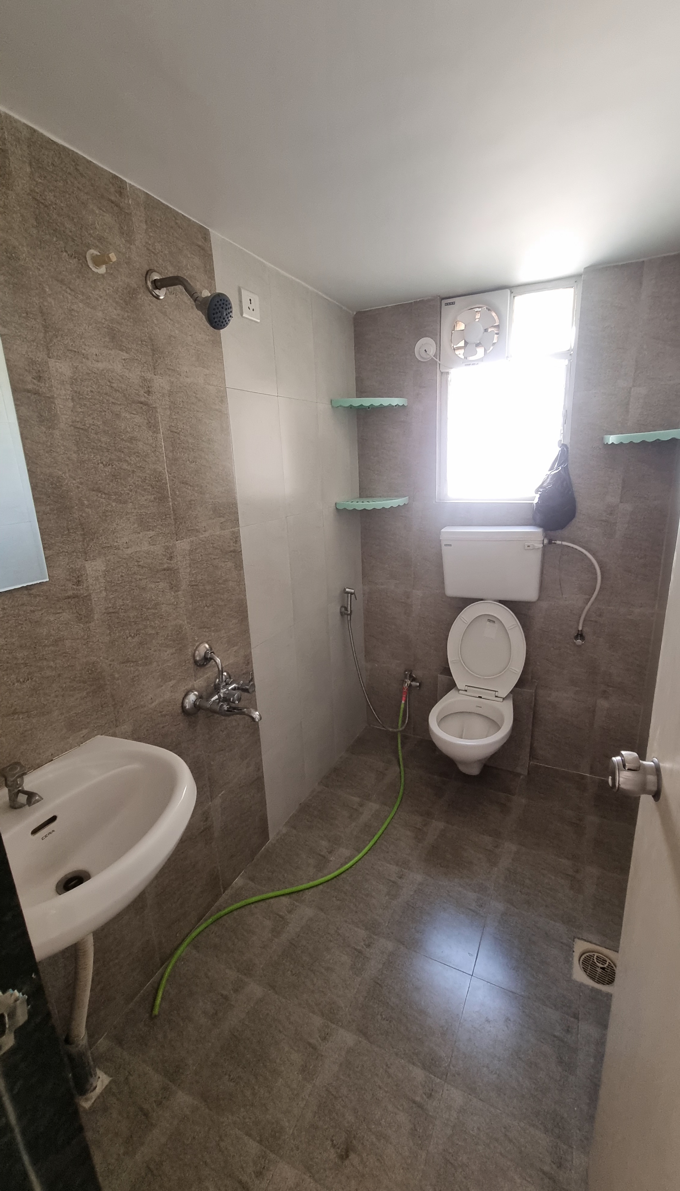 https://findmyroom-property-images-india.s3.ap-south-1.amazonaws.com/ptzuk-1707978024127-01246.jpg