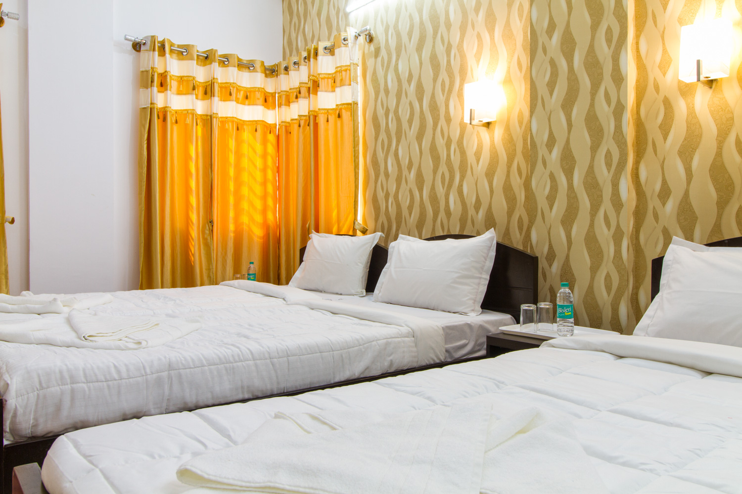 https://findmyroom-property-images-india.s3.ap-south-1.amazonaws.com/pugkl-1756909439391-37728.jpg