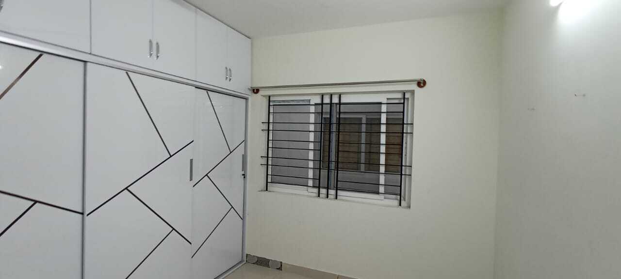 https://findmyroom-property-images-india.s3.ap-south-1.amazonaws.com/pvusi-1752777768289-48860.jpg