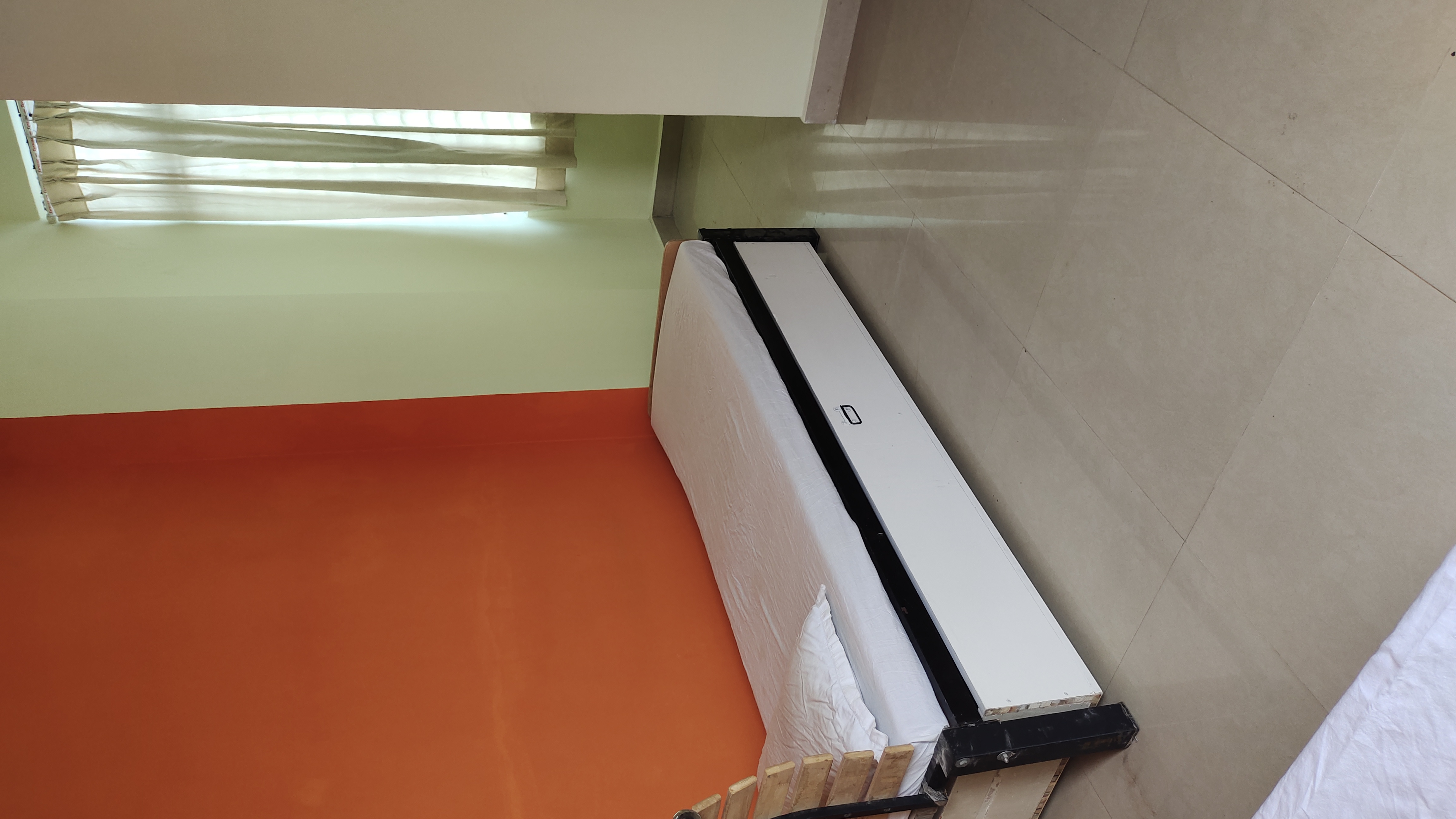 https://findmyroom-property-images-india.s3.ap-south-1.amazonaws.com/qblpq-1732891936659-17351.jpg