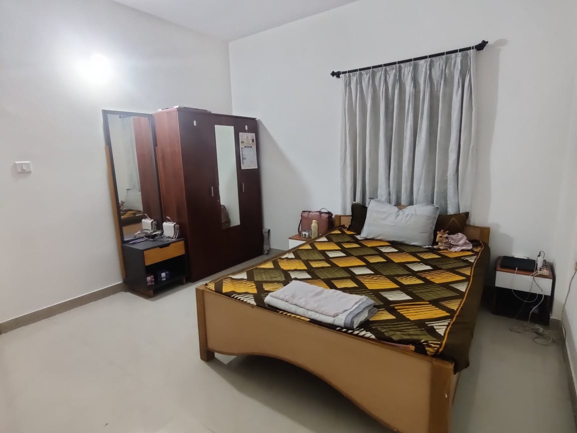 https://findmyroom-property-images-india.s3.ap-south-1.amazonaws.com/qclmx-1712245479375-18754.jpg