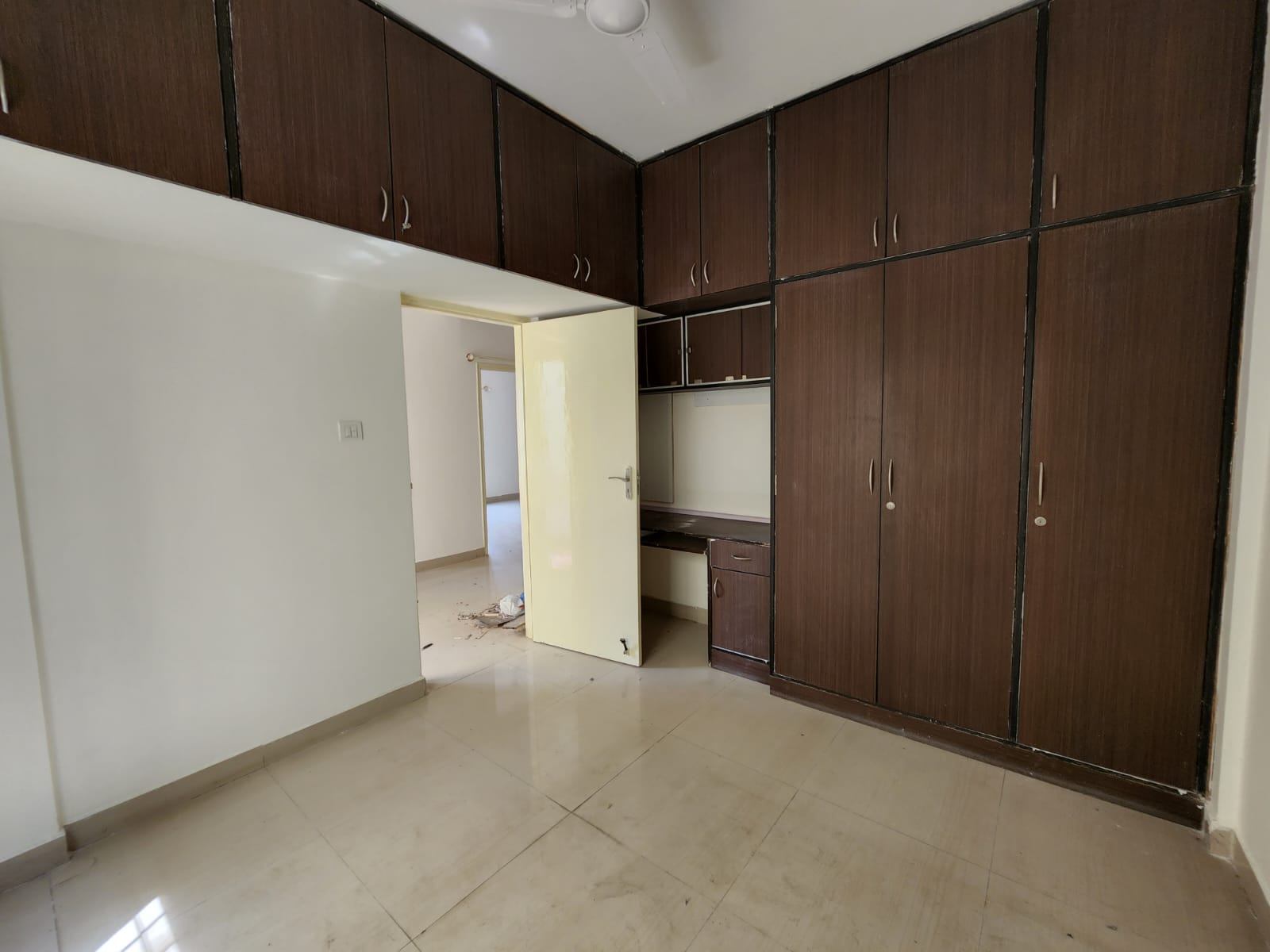 https://findmyroom-property-images-india.s3.ap-south-1.amazonaws.com/qelwo-1771767249366-33735