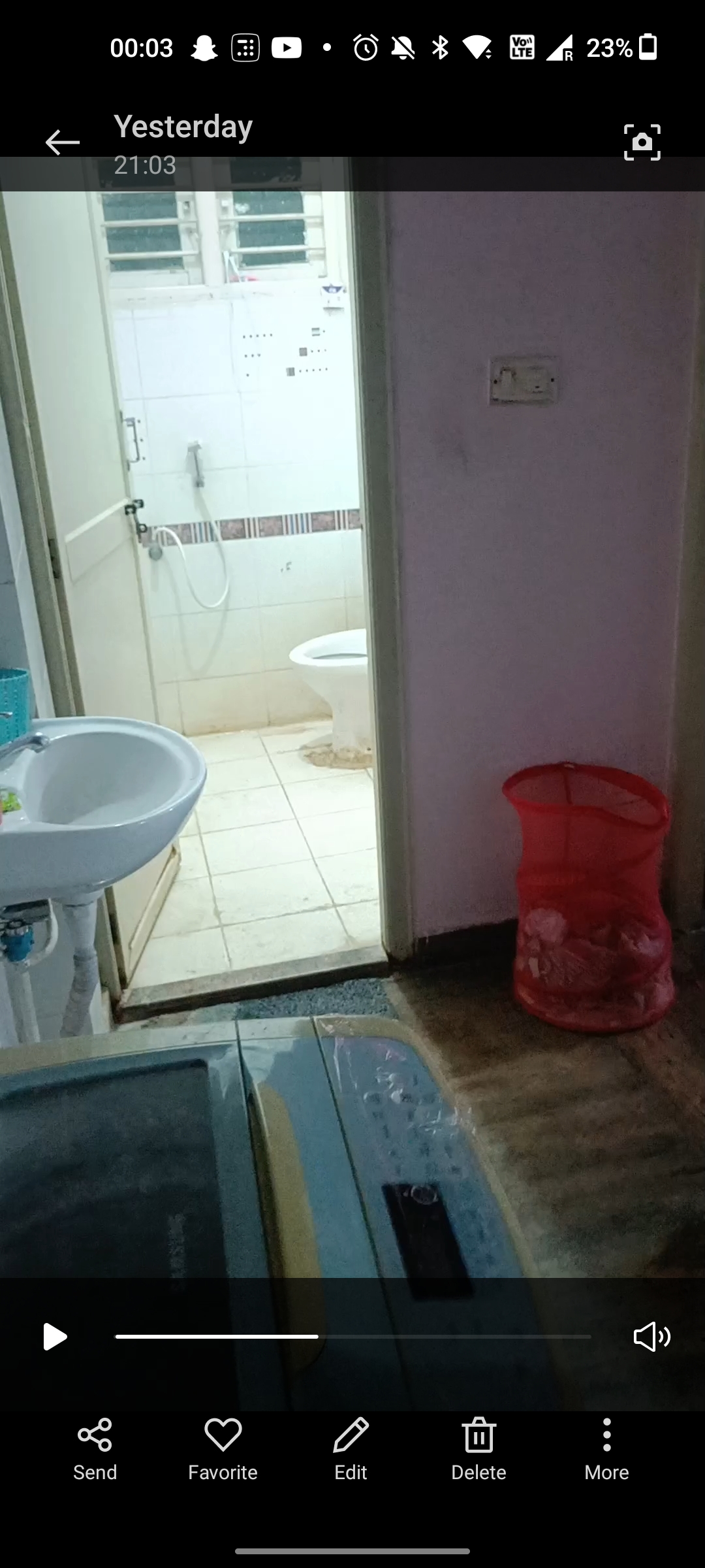 https://findmyroom-property-images-india.s3.ap-south-1.amazonaws.com/qinnx-1681410907848-61480.jpg