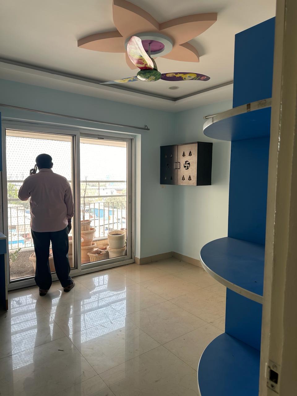 https://findmyroom-property-images-india.s3.ap-south-1.amazonaws.com/qjdkm-1708851912897-30642.jpg