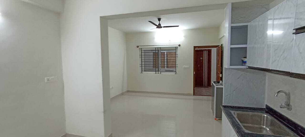 https://findmyroom-property-images-india.s3.ap-south-1.amazonaws.com/qlpcb-1752777768282-80208.jpg