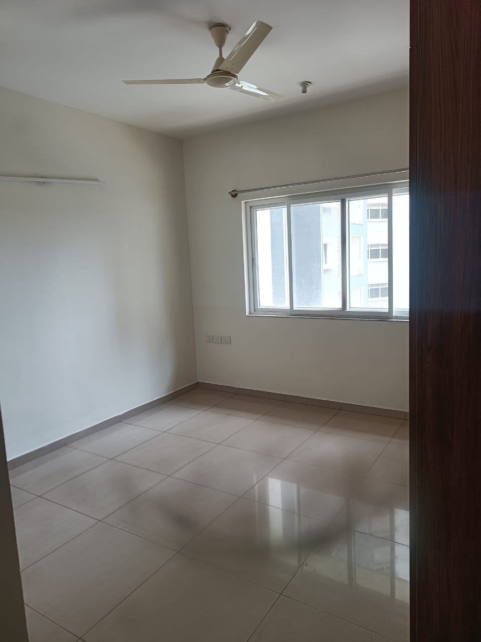https://findmyroom-property-images-india.s3.ap-south-1.amazonaws.com/qmnmp-1691506743019-14673.jpeg