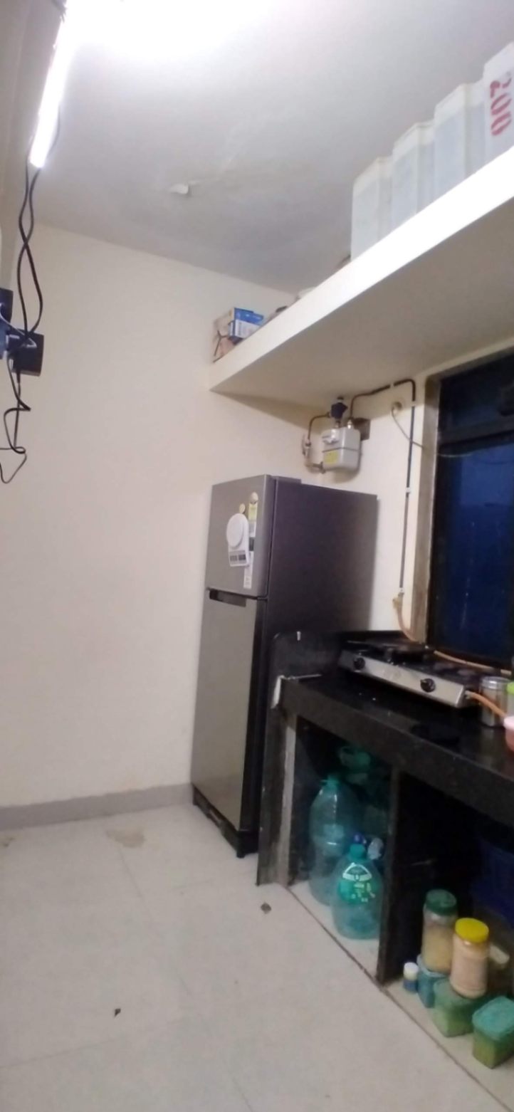 https://findmyroom-property-images-india.s3.ap-south-1.amazonaws.com/qprlo-1760042421700-71573