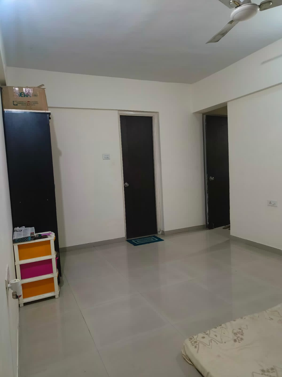 https://findmyroom-property-images-india.s3.ap-south-1.amazonaws.com/qqeot-1701617723869-55537.jpg
