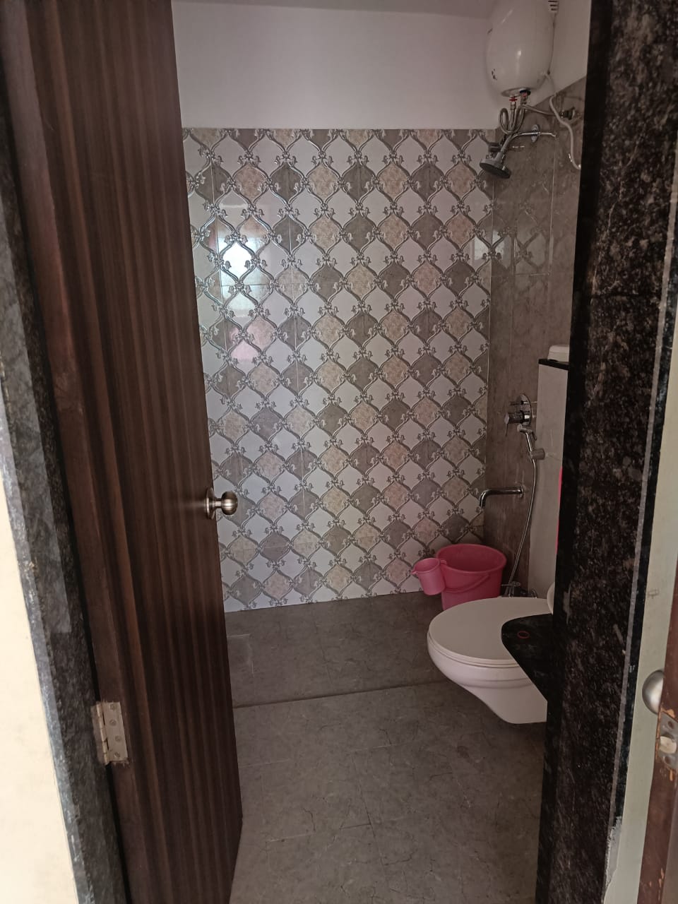 https://findmyroom-property-images-india.s3.ap-south-1.amazonaws.com/qstgn-1662993283600-67641.jpeg