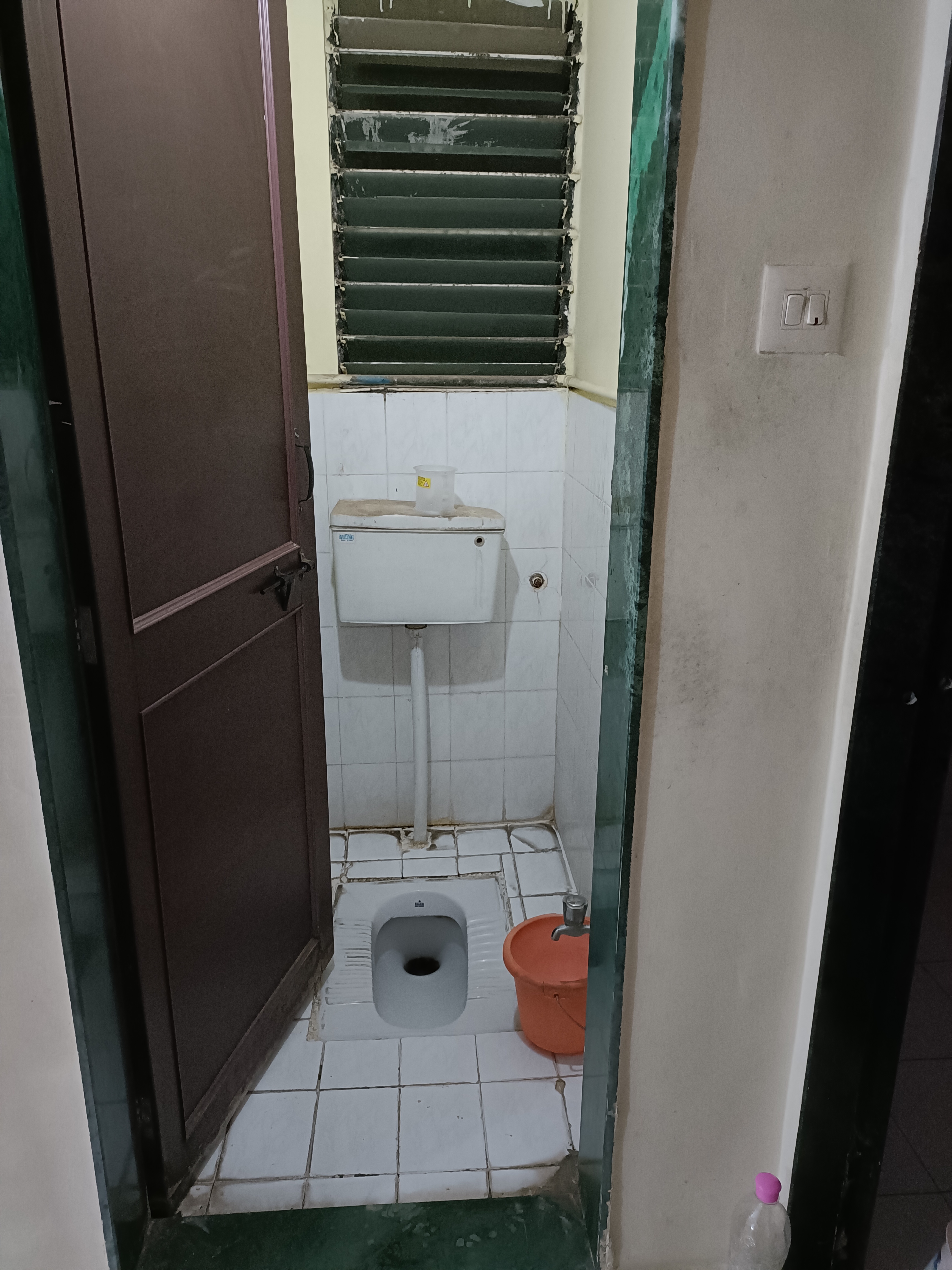 https://findmyroom-property-images-india.s3.ap-south-1.amazonaws.com/qstql-1665908358938-37322.jpg
