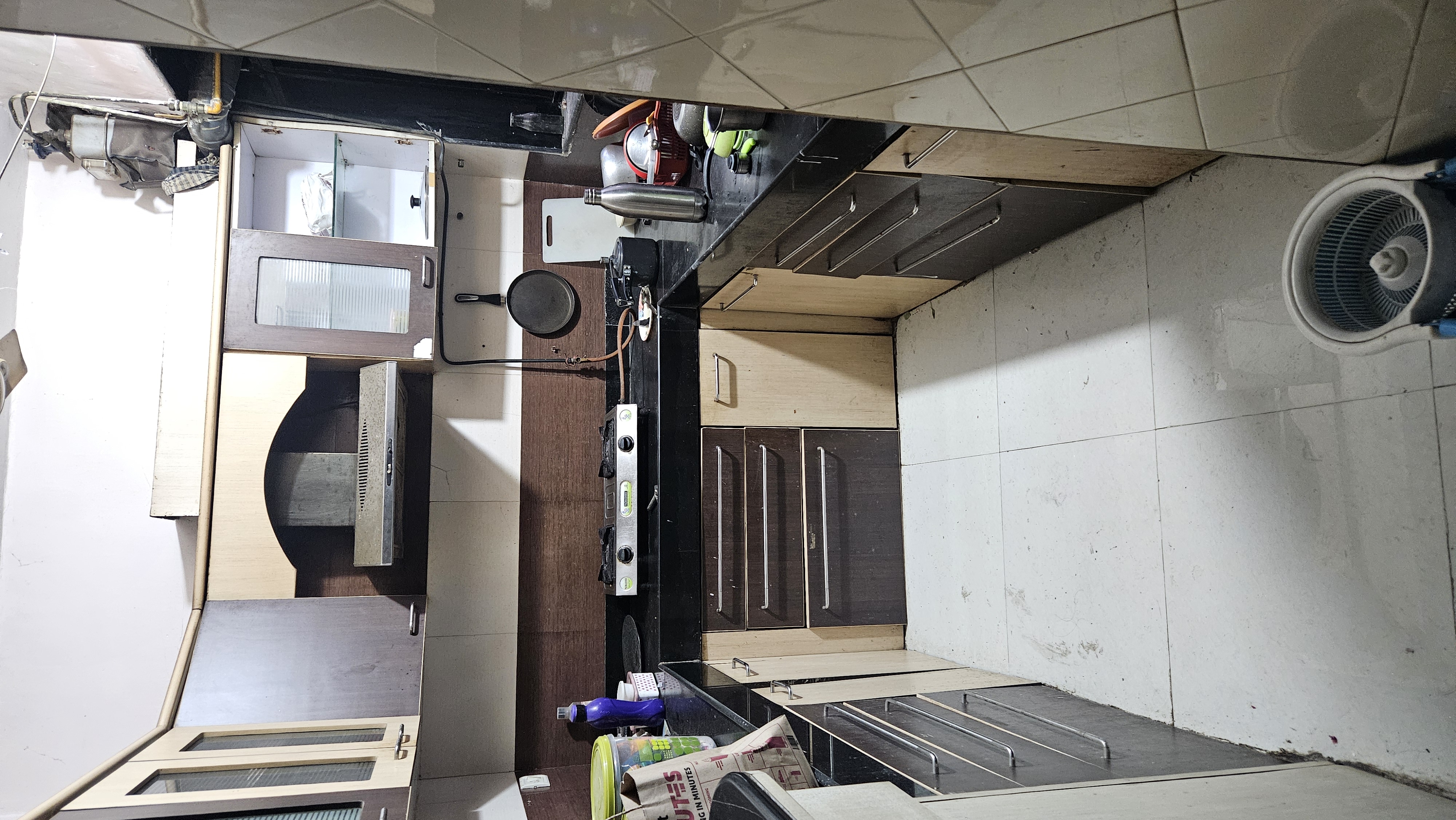 https://findmyroom-property-images-india.s3.ap-south-1.amazonaws.com/qwszz-1734524819812-25573.jpg