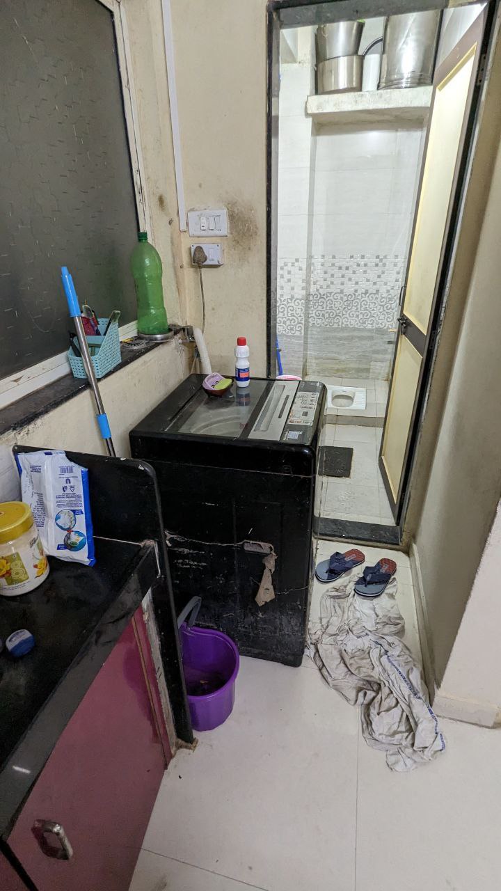 https://findmyroom-property-images-india.s3.ap-south-1.amazonaws.com/qyall-1733303034376-81508.jpg