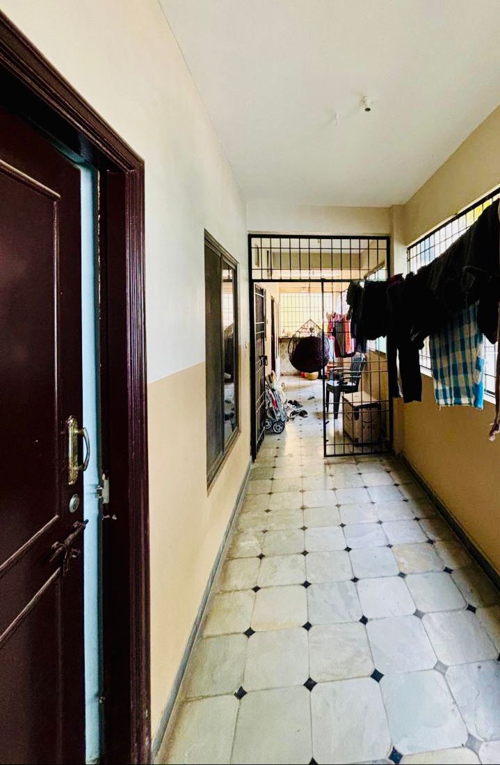 https://findmyroom-property-images-india.s3.ap-south-1.amazonaws.com/rfled-1717600205624-63482.jpg
