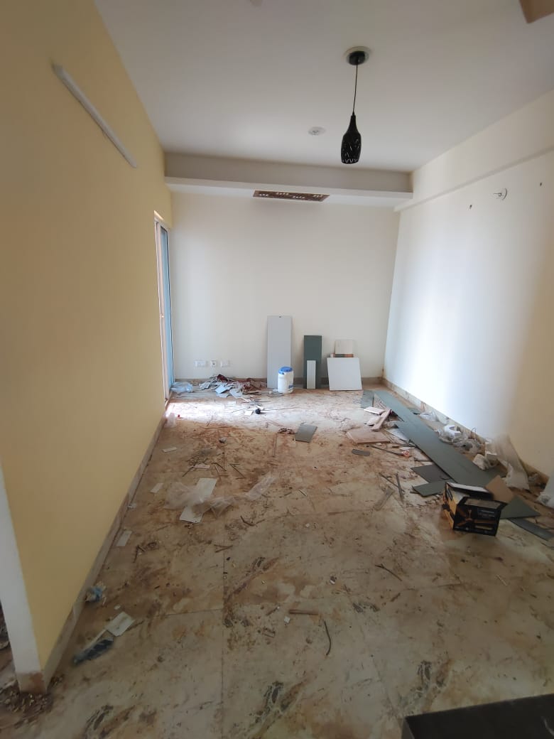https://findmyroom-property-images-india.s3.ap-south-1.amazonaws.com/rfzmo-1676126871806-74851.jpg