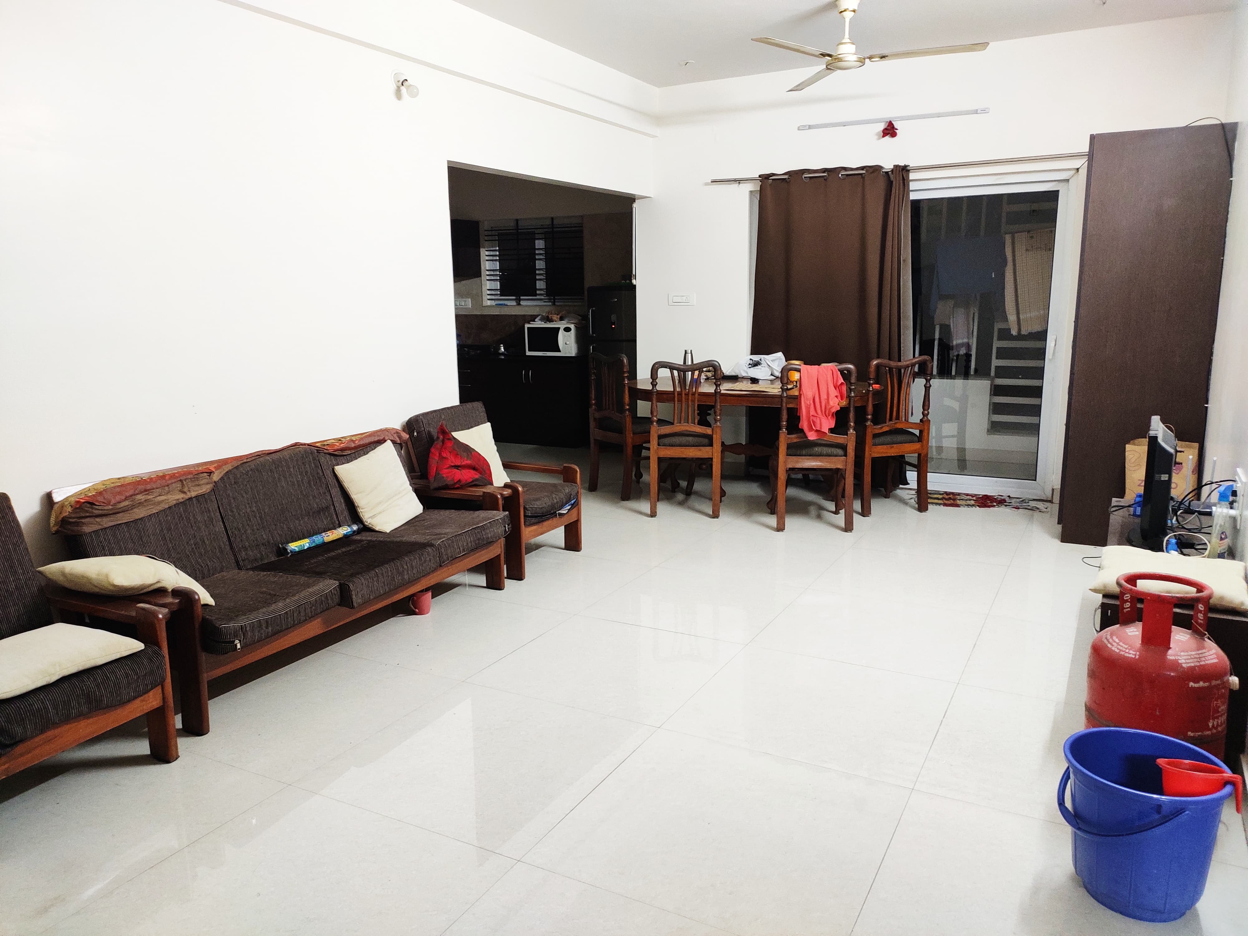 https://findmyroom-property-images-india.s3.ap-south-1.amazonaws.com/rgess-1698223406147-12143.jpeg