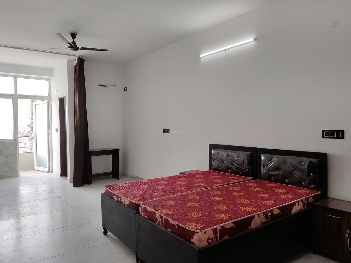 https://findmyroom-property-images-india.s3.ap-south-1.amazonaws.com/rloxb-1773339560513-46484