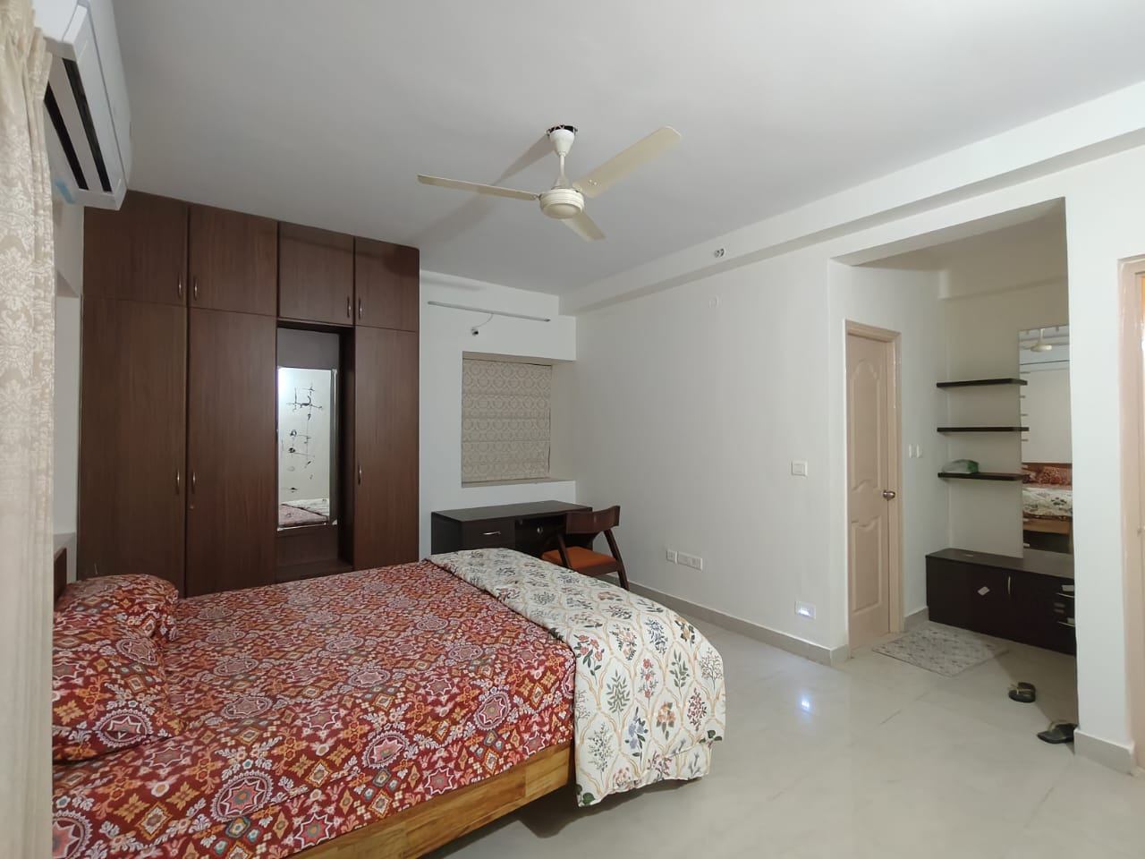 https://findmyroom-property-images-india.s3.ap-south-1.amazonaws.com/rluwe-1760166981298-61243