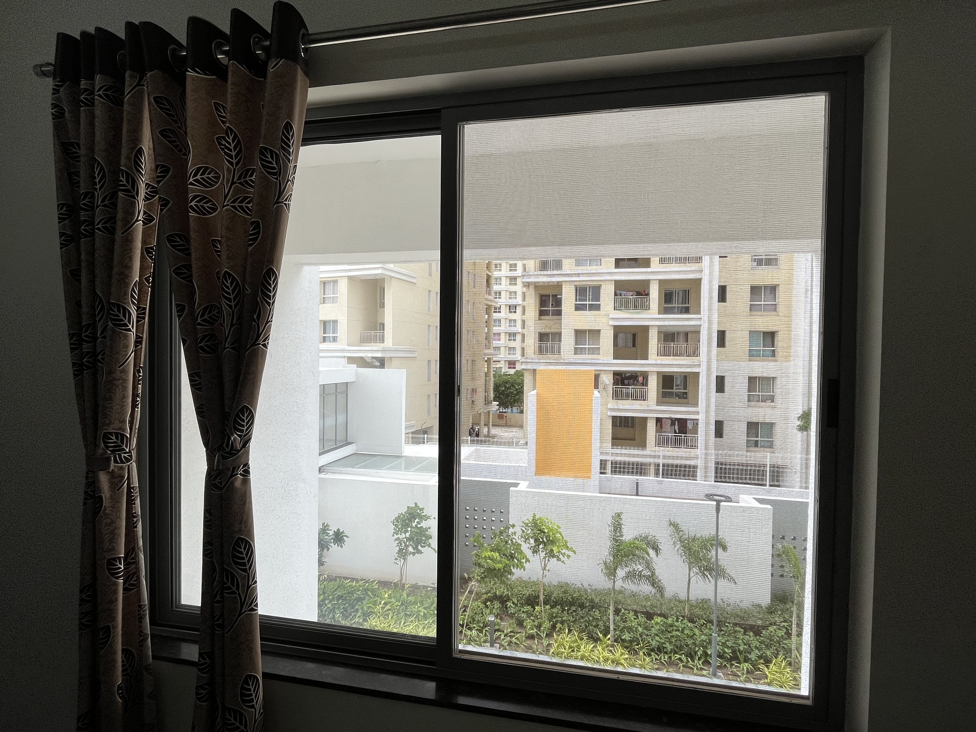 https://findmyroom-property-images-india.s3.ap-south-1.amazonaws.com/rozxx-1689674109915-20630.jpeg