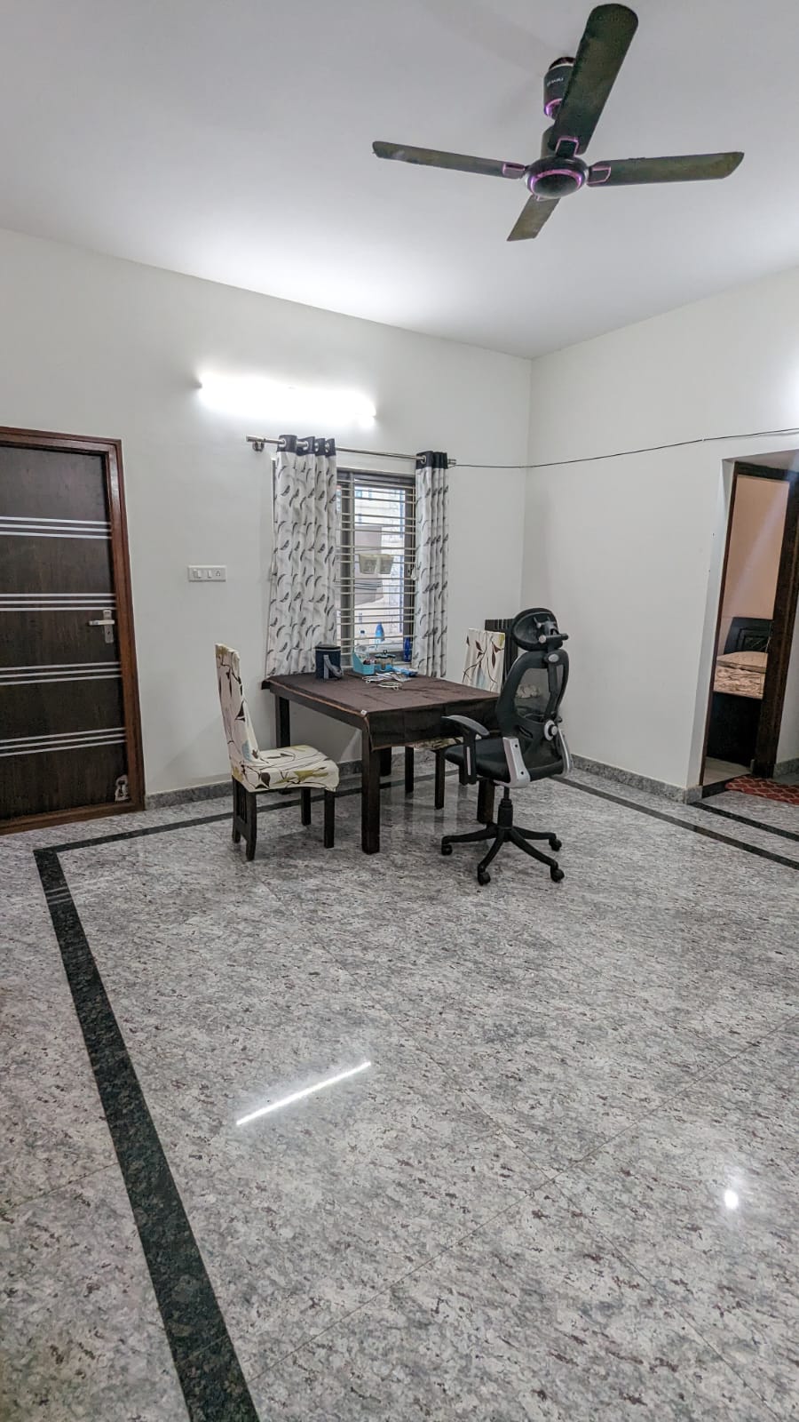 https://findmyroom-property-images-india.s3.ap-south-1.amazonaws.com/rrixv-1716024644412-52400.jpeg