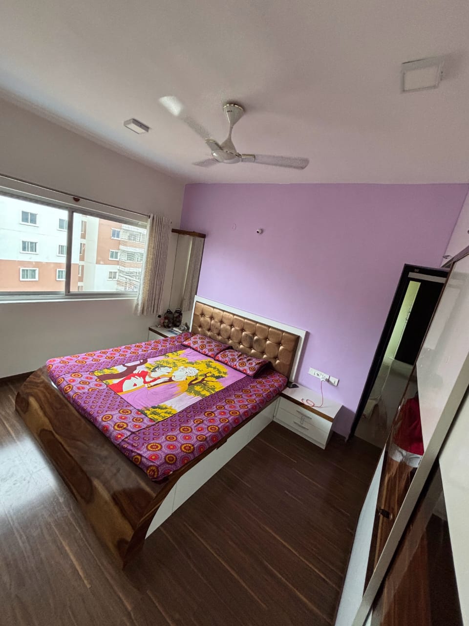 https://findmyroom-property-images-india.s3.ap-south-1.amazonaws.com/rtdzt-1756884600353-04248.jpg