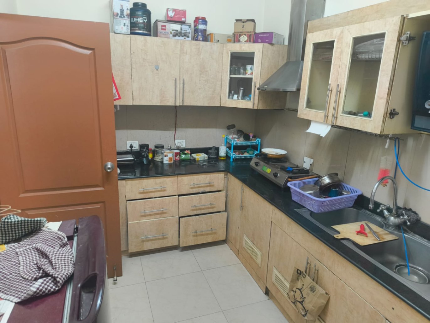 https://findmyroom-property-images-india.s3.ap-south-1.amazonaws.com/rvhhu-1759837037774-76343