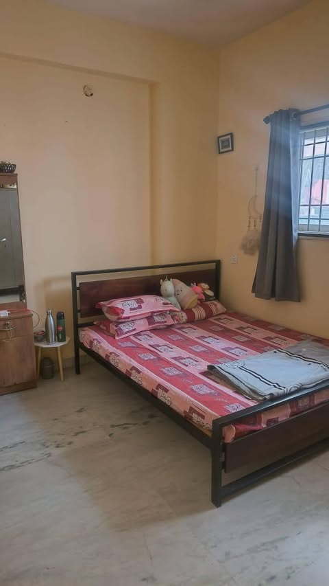 https://findmyroom-property-images-india.s3.ap-south-1.amazonaws.com/rxhuf-1757850662310-20713.jpg