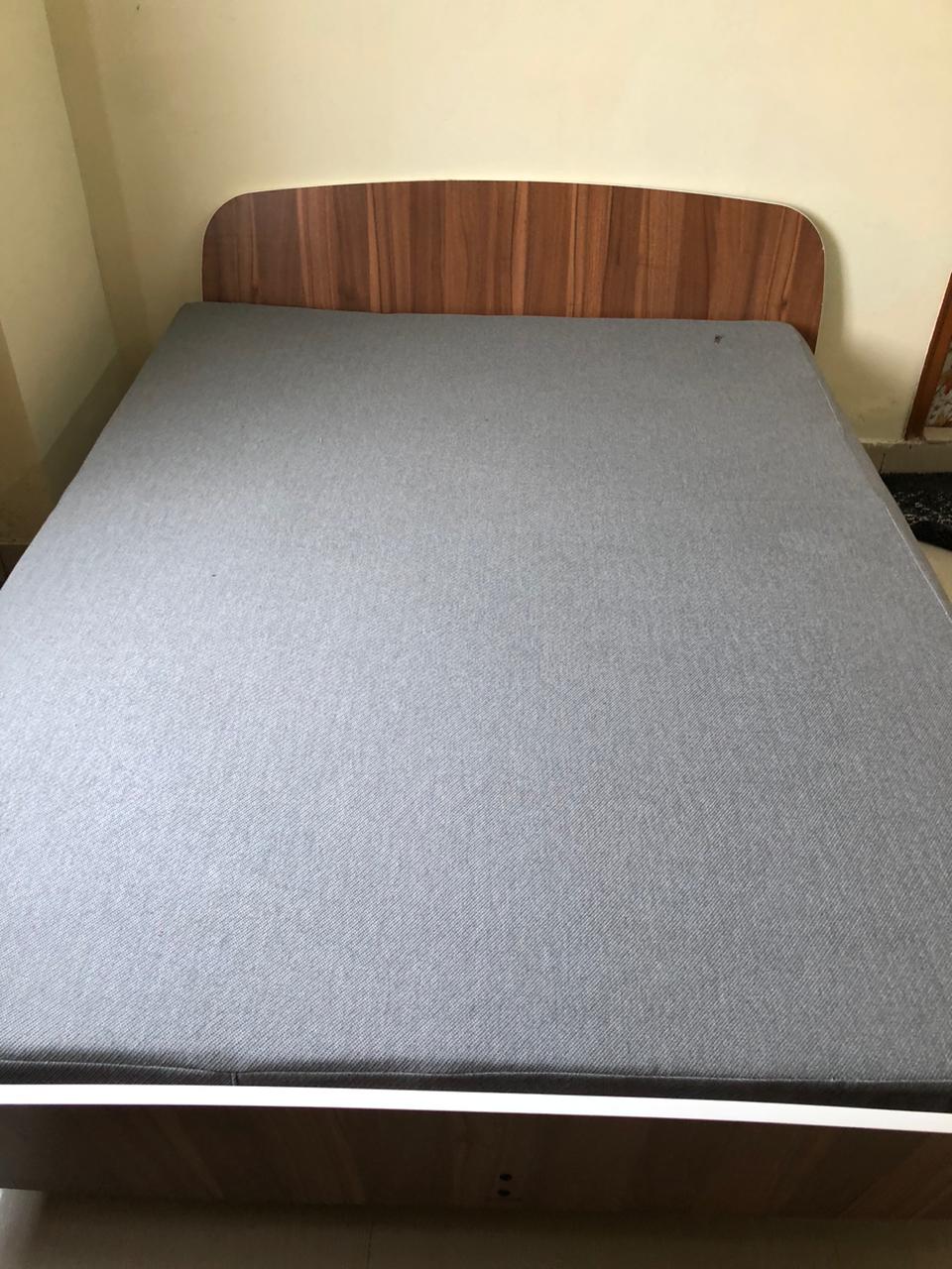 https://findmyroom-property-images-india.s3.ap-south-1.amazonaws.com/rxtzb-1736094313889-70811.jpg