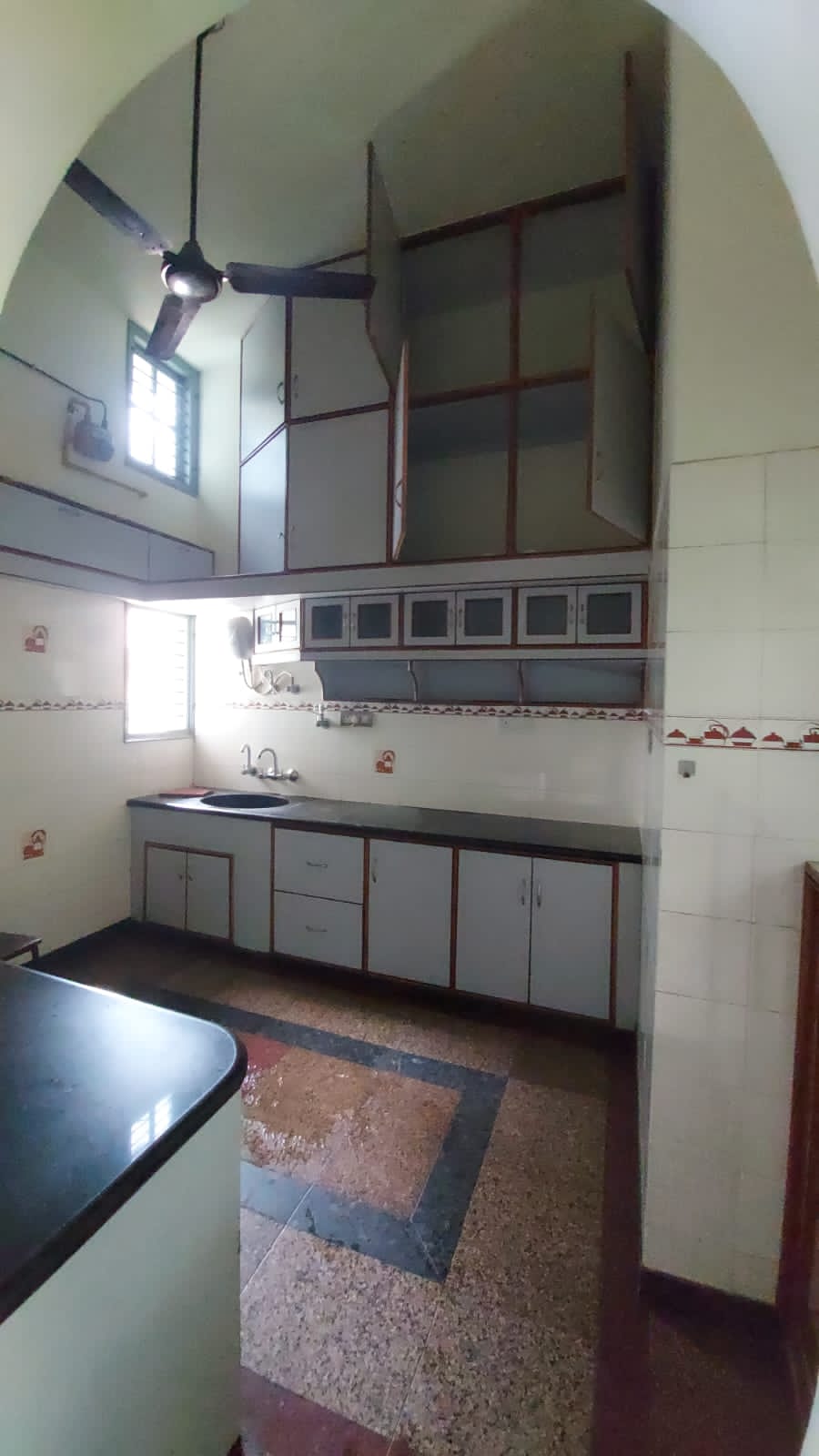 https://findmyroom-property-images-india.s3.ap-south-1.amazonaws.com/rzwnu-1693933436871-37005.jpg