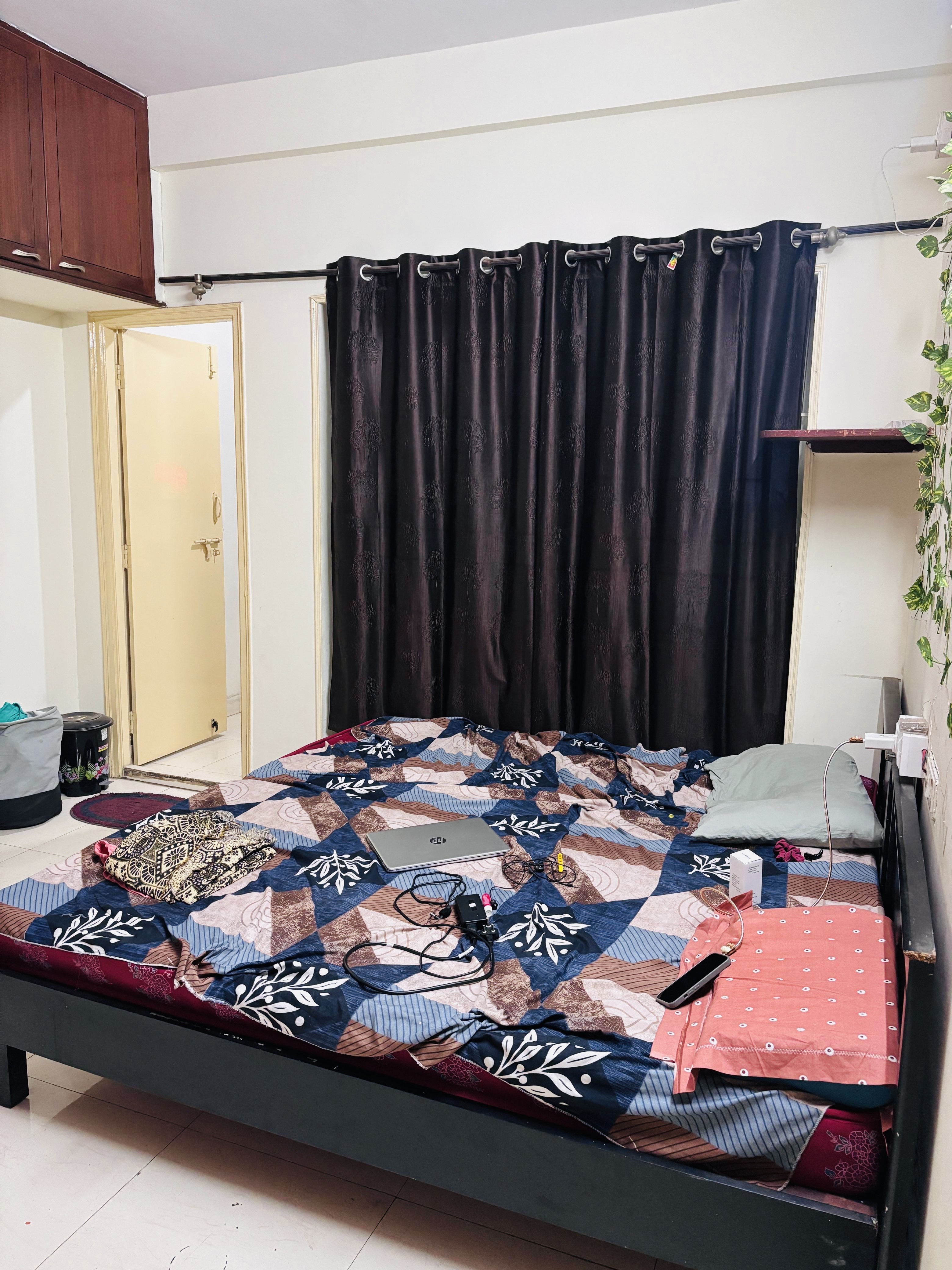 https://findmyroom-property-images-india.s3.ap-south-1.amazonaws.com/sdbzw-1741798539255-06705.jpg