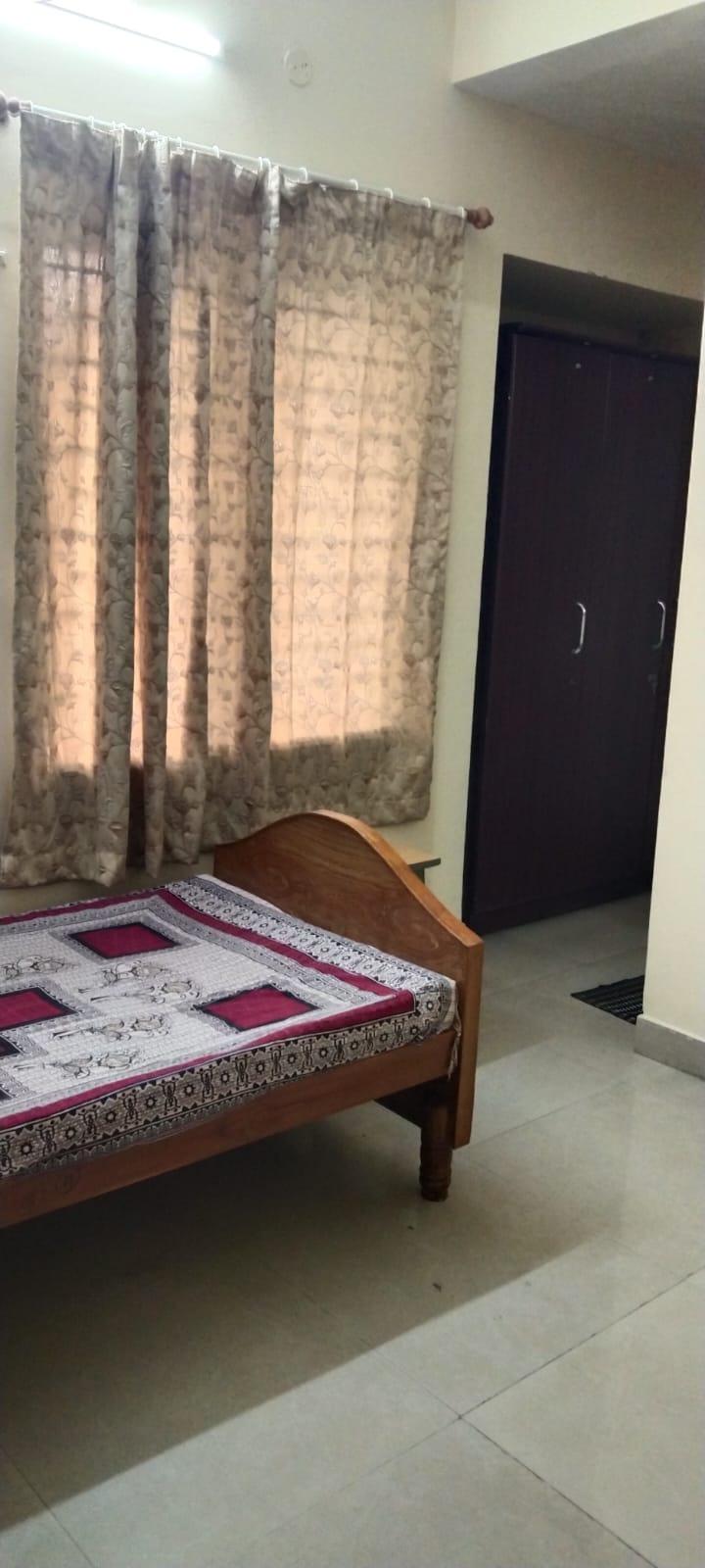 https://findmyroom-property-images-india.s3.ap-south-1.amazonaws.com/slbpp-1773736881429-50140