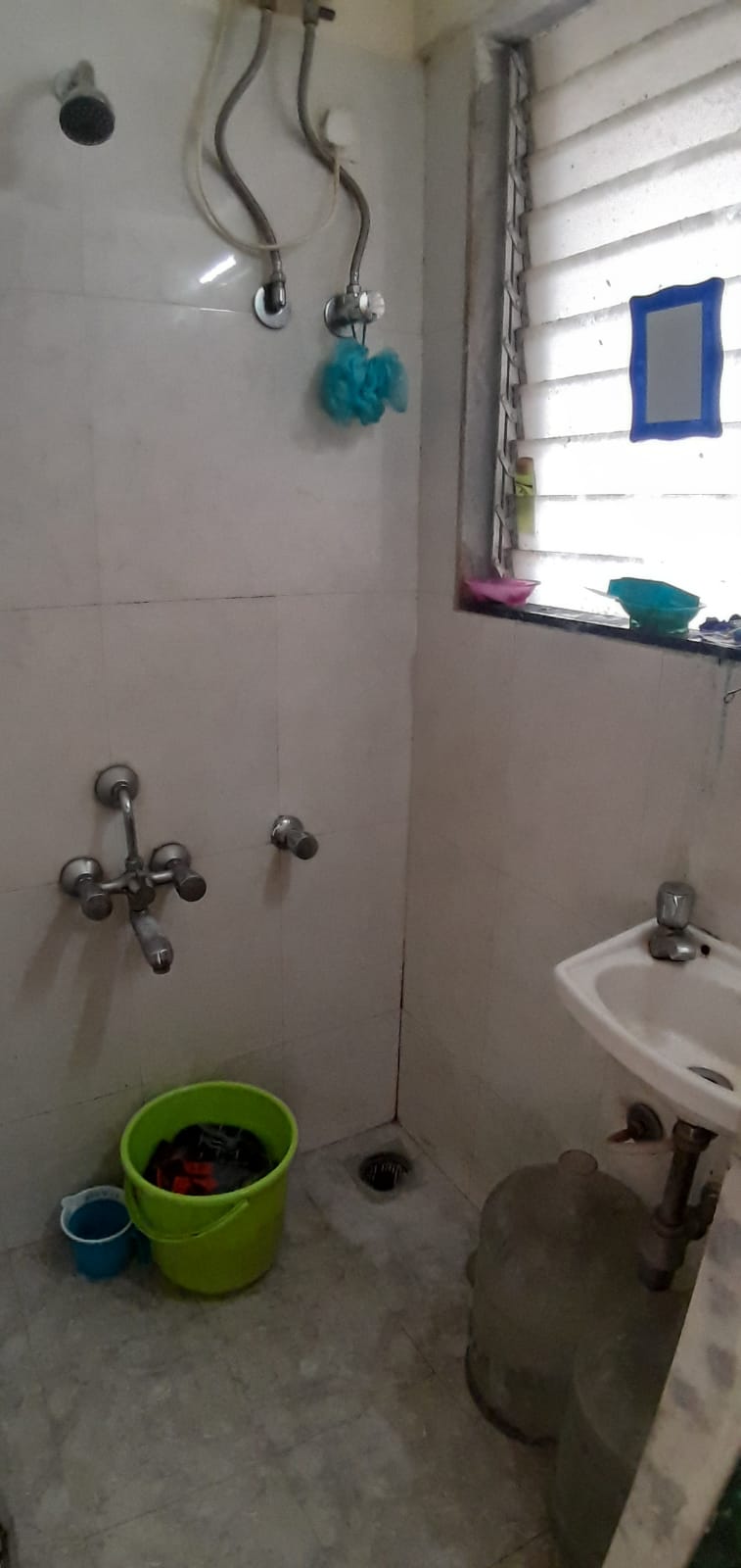 https://findmyroom-property-images-india.s3.ap-south-1.amazonaws.com/sqned-1699961592239-32641.jpeg