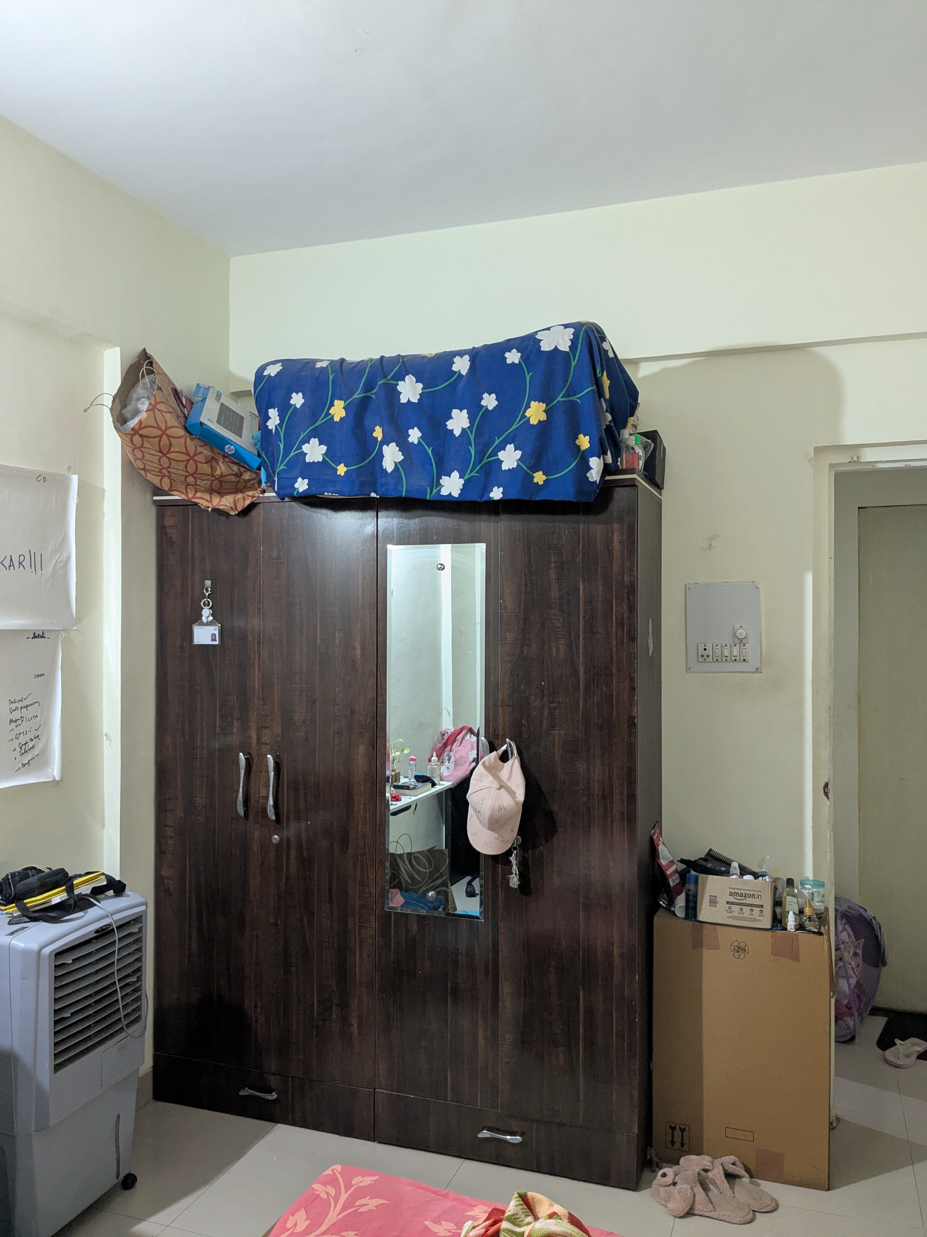 https://findmyroom-property-images-india.s3.ap-south-1.amazonaws.com/szcbo-1748244782022-01721.jpg